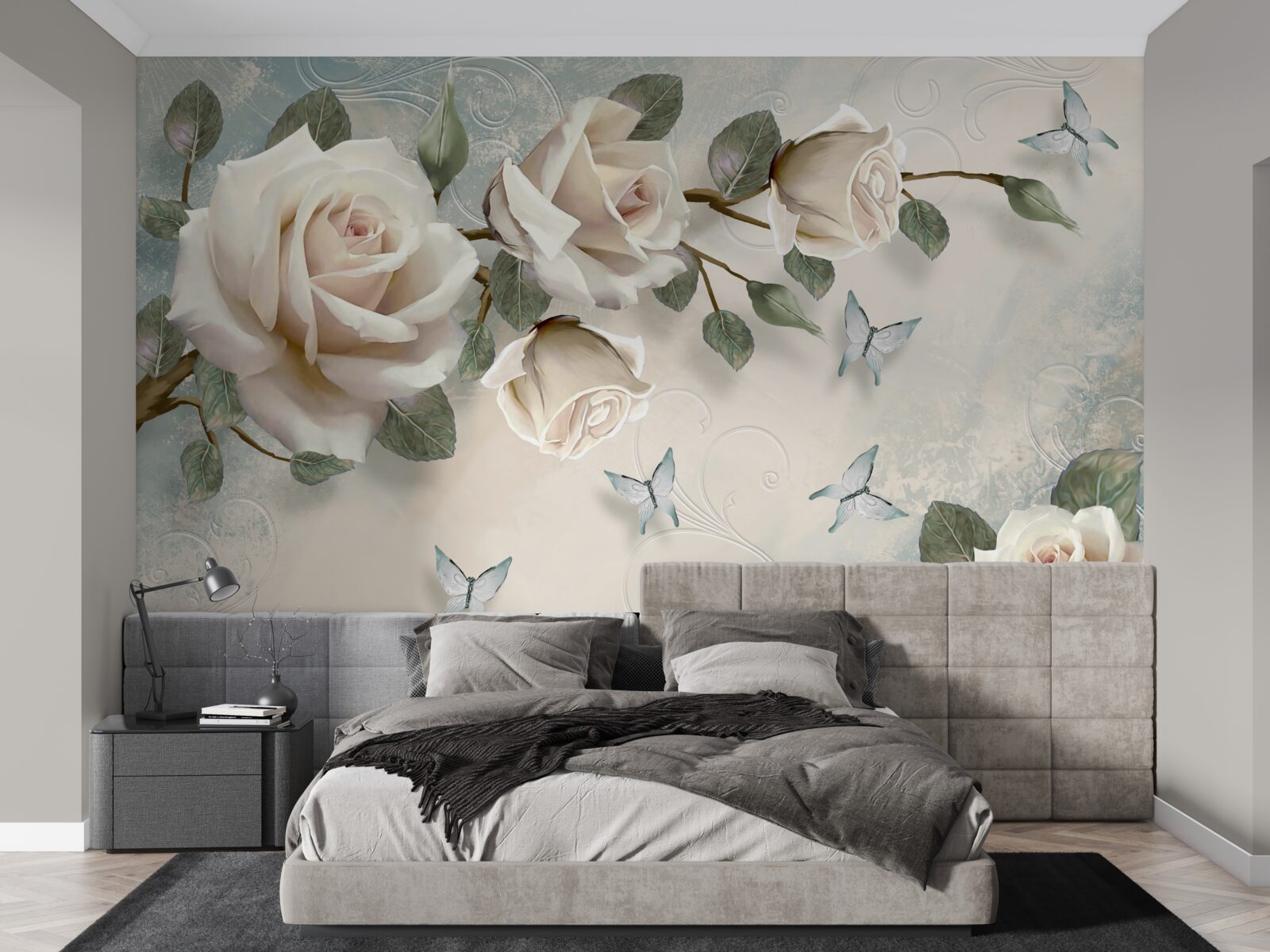 Papier peint les roses crème s'épanouissent sous les papillons qui planent