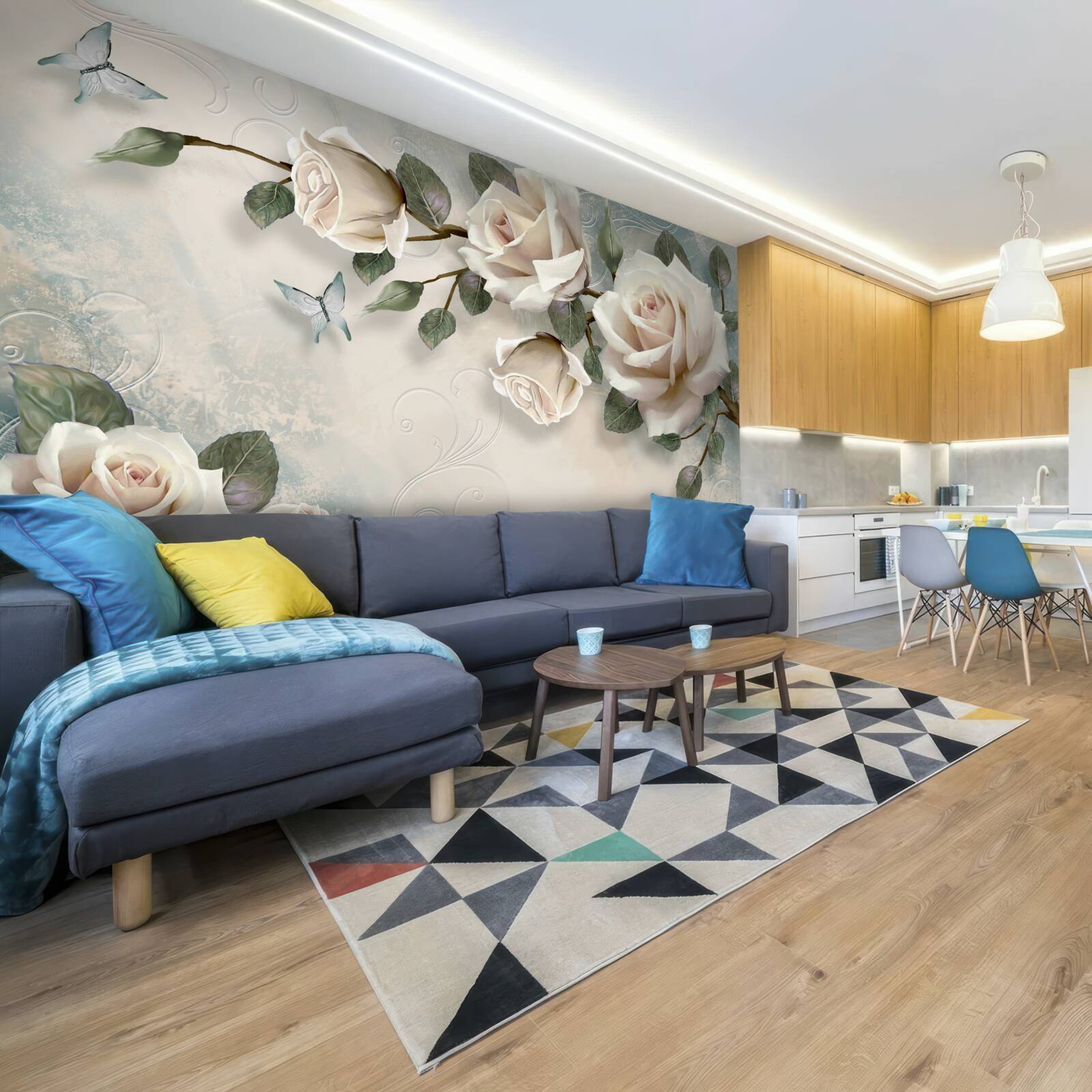 Papier peint les papillons et les roses bourgeonnent