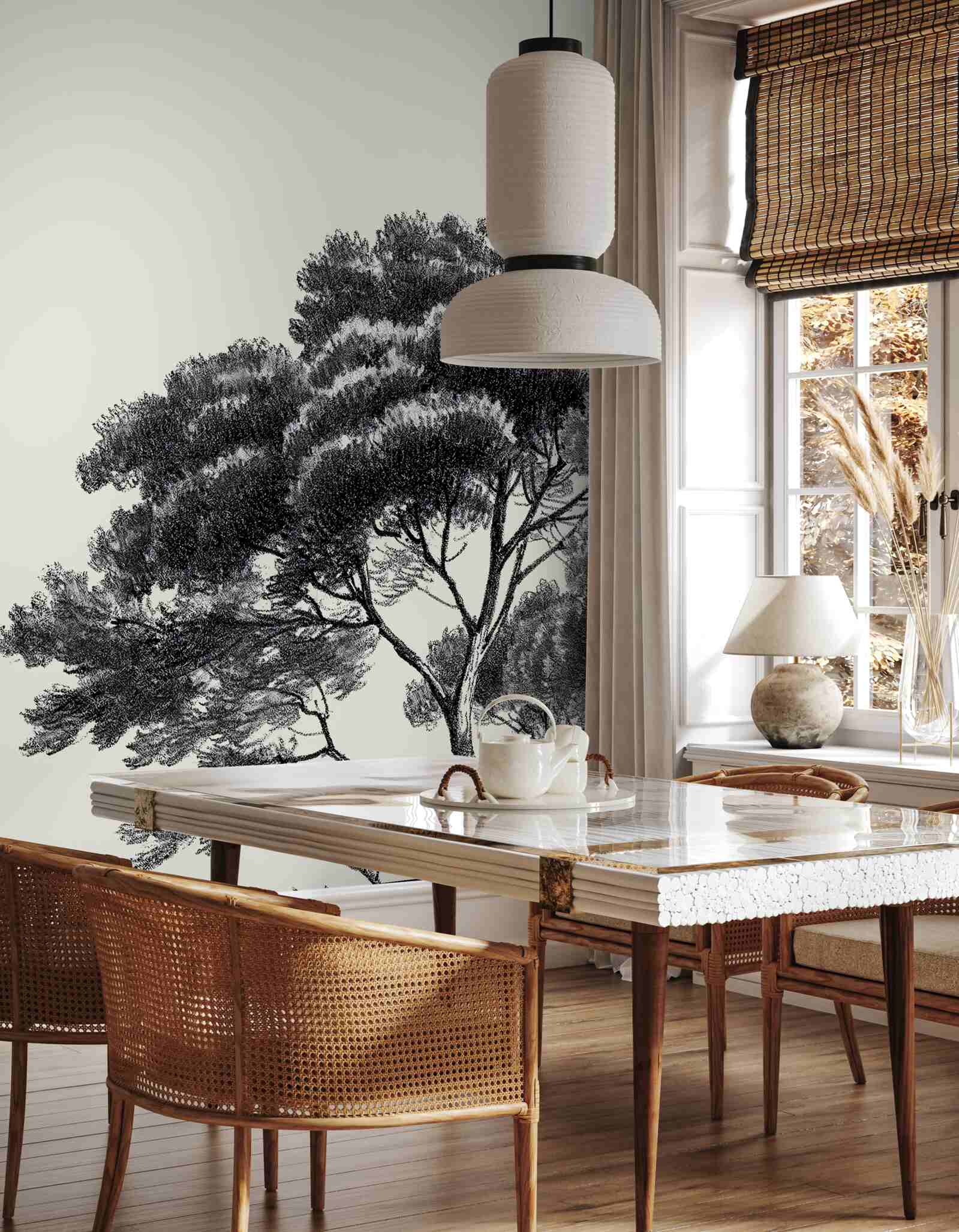 Papier peint bordant densément un grand arbre boisé