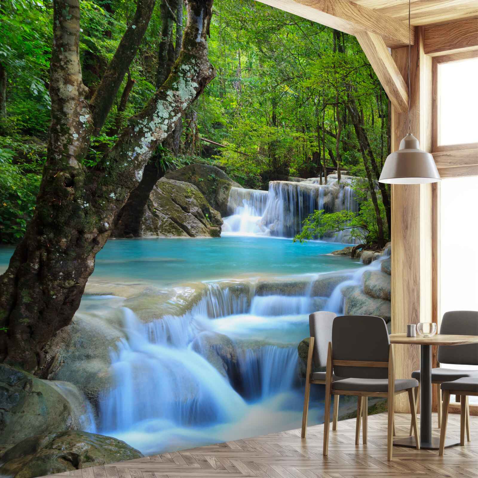 Papier peint les eaux de la cascade de la forêt sont claires et bleues