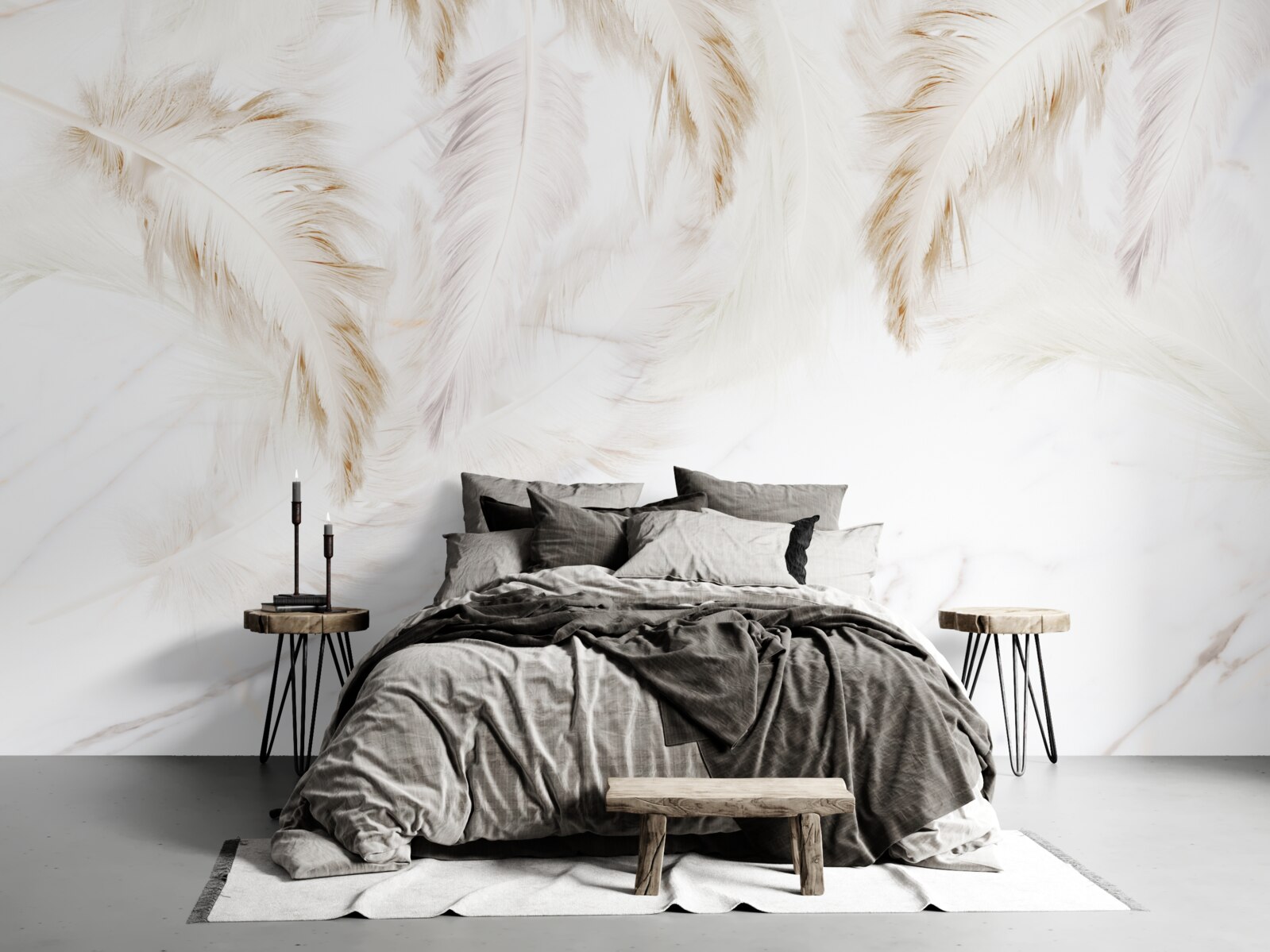 Papier peint fond clair avec des sections de plumes d'or