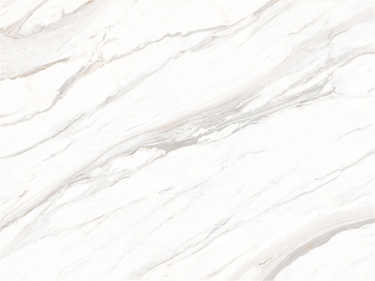 Papier peint marbre avec une délicate teinte dorée