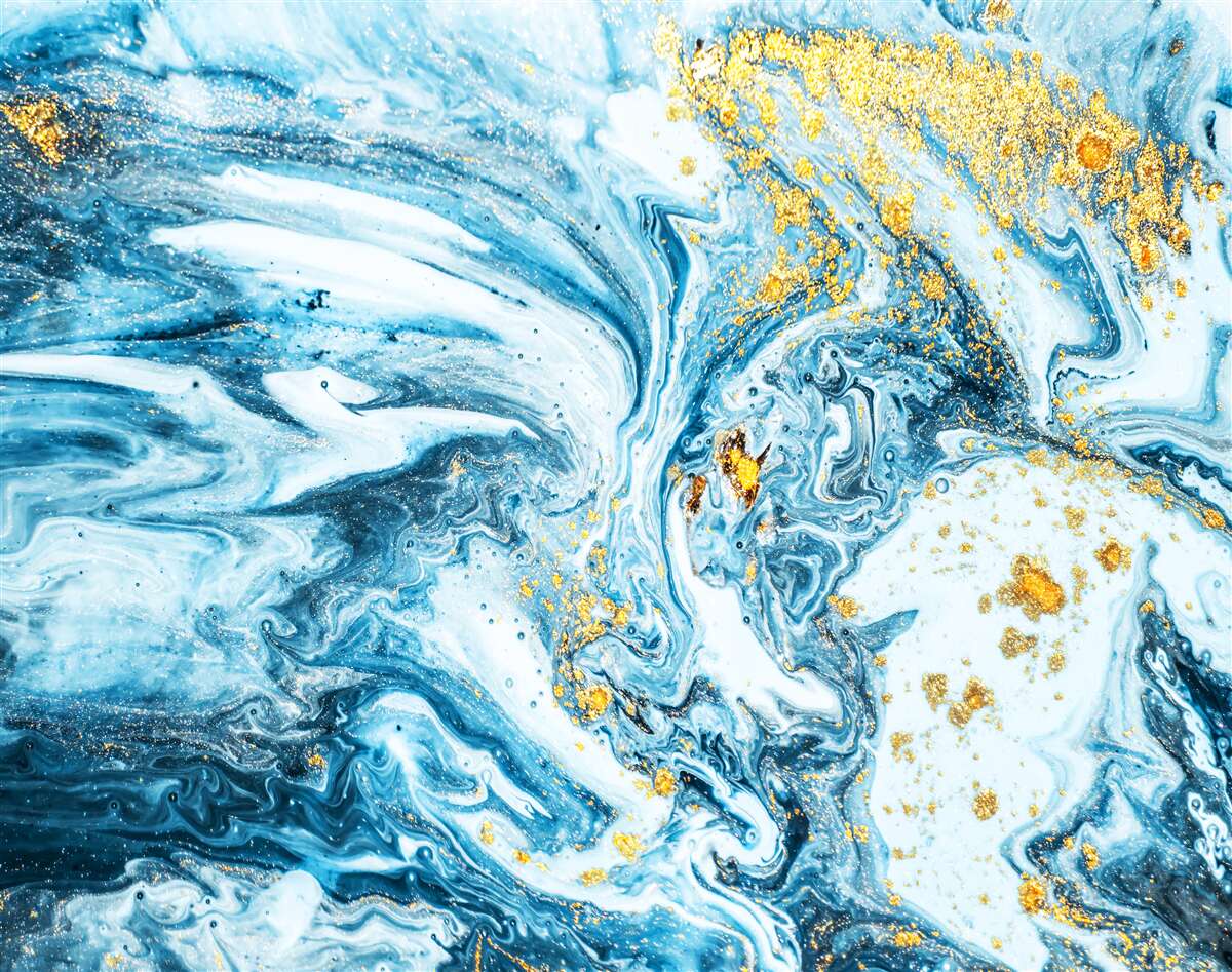 Papier peint eaux froides et boueuses avec neige