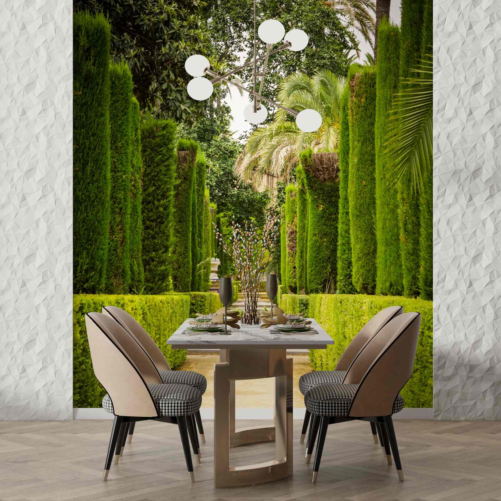 Papier peint sentier entre des cyprès bien entretenus