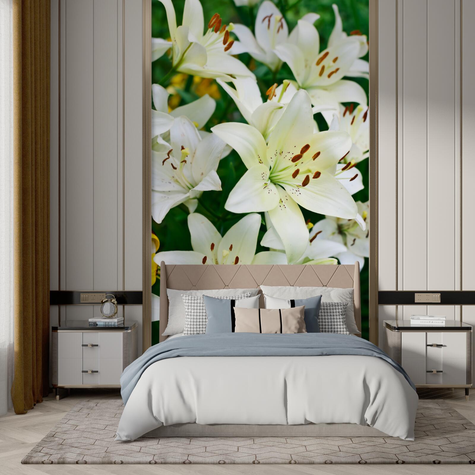 Papier peint gros bourgeons de lys blanc