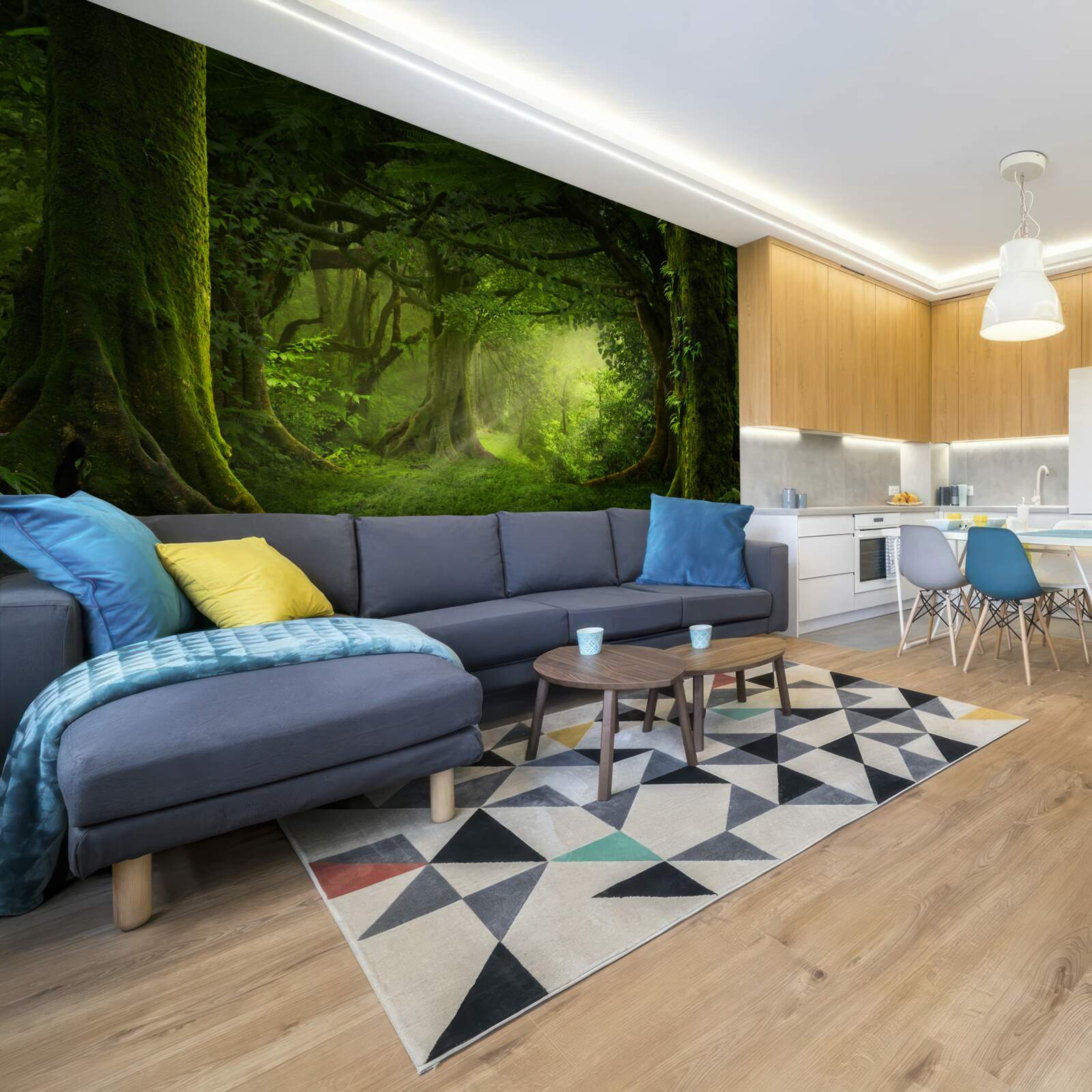 Papier peint les rayons du soleil pénètrent les arbres touffus de la forêt