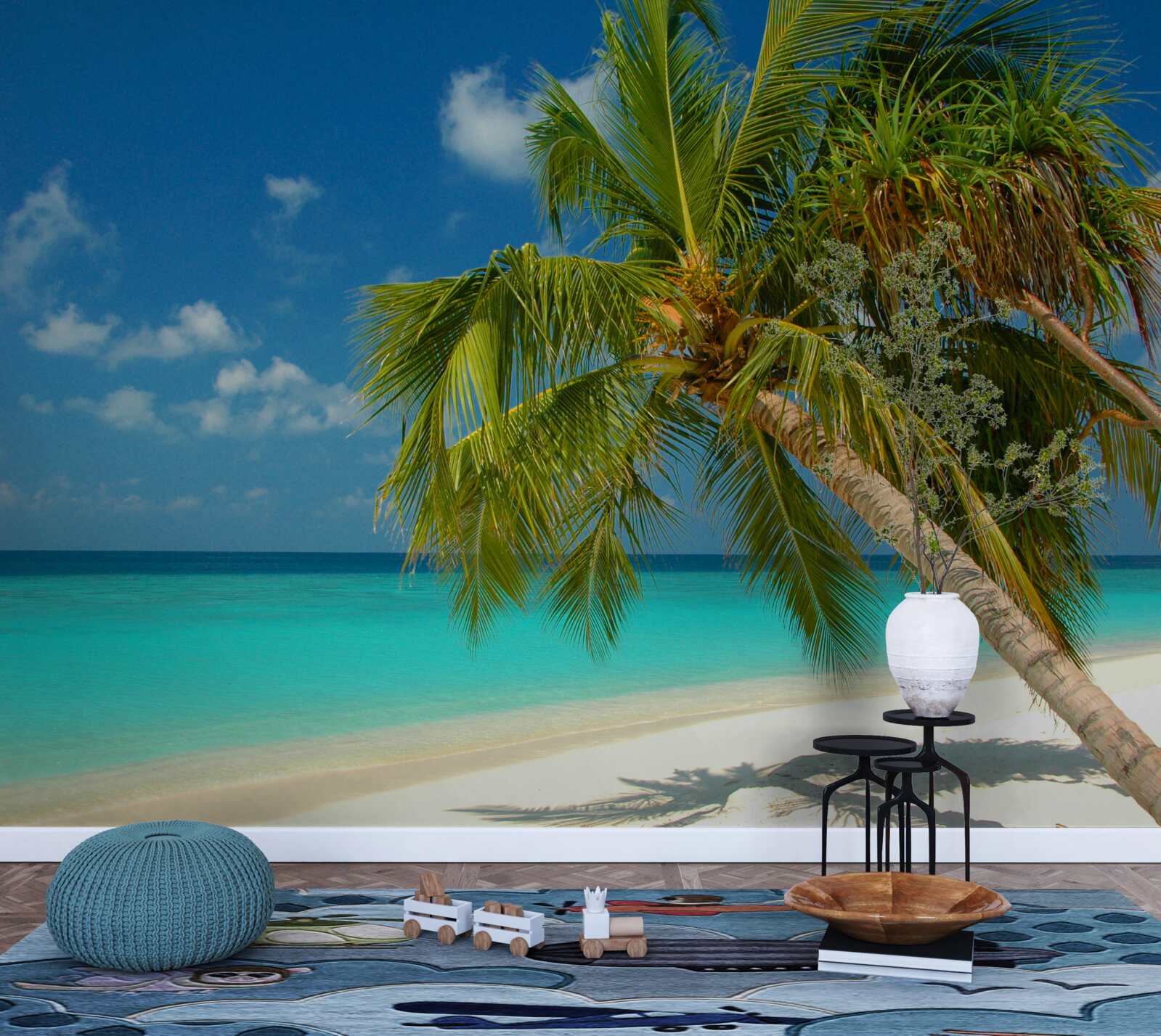 Papier peint palmier sur une plage près du front de mer