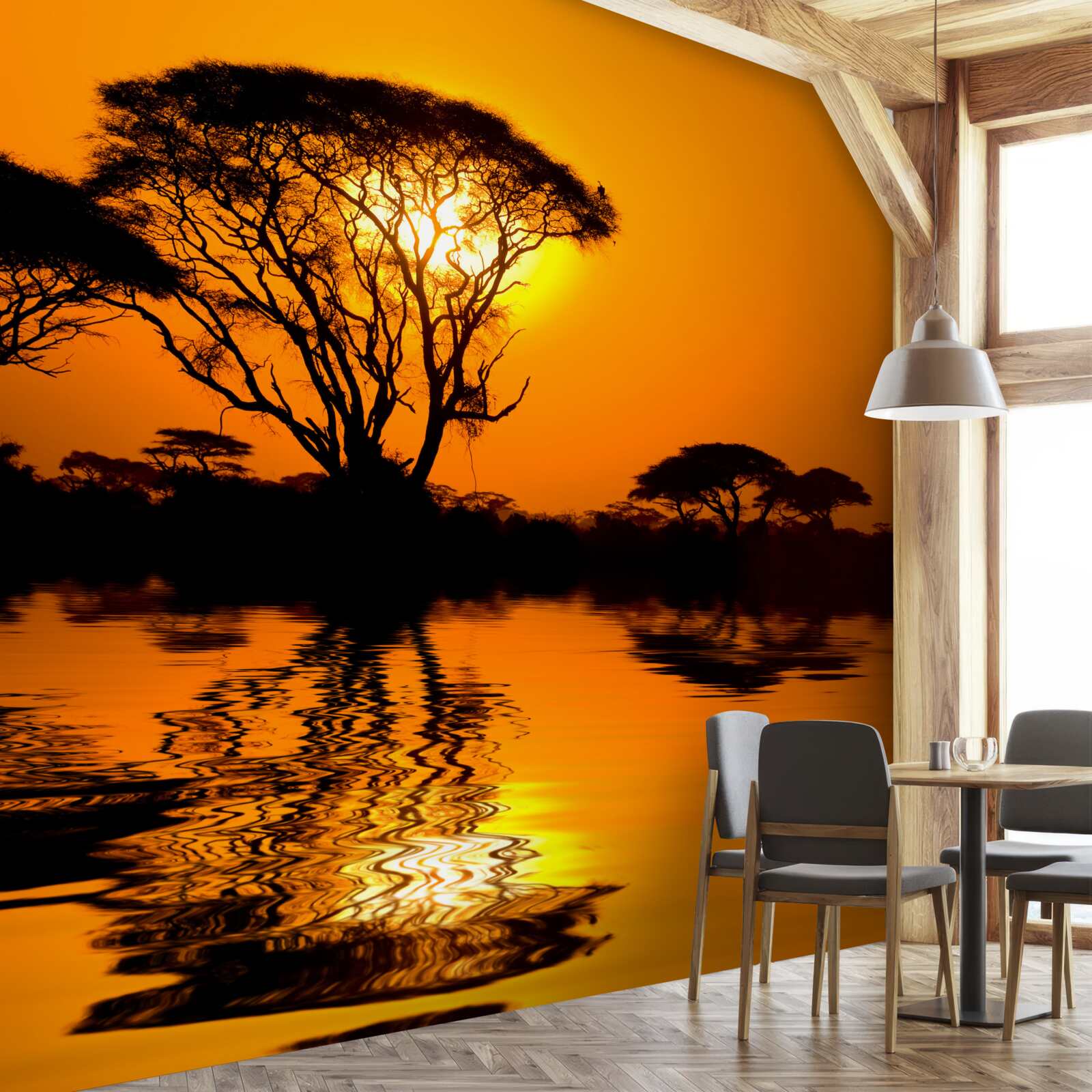 Papier peint coucher de soleil dans le désert se reflétant dans l'eau