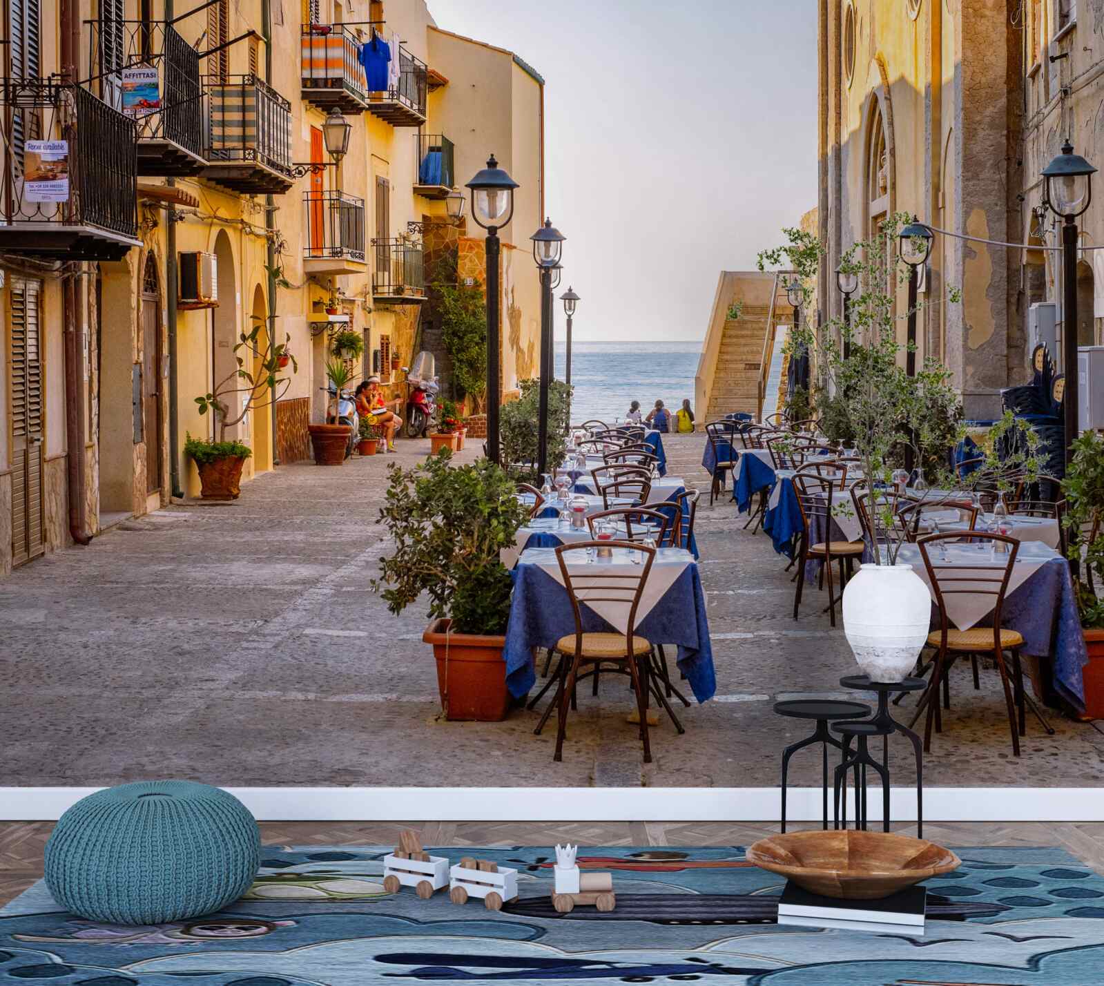 Papier peint installation sur la rive dans la partie historique de la ville