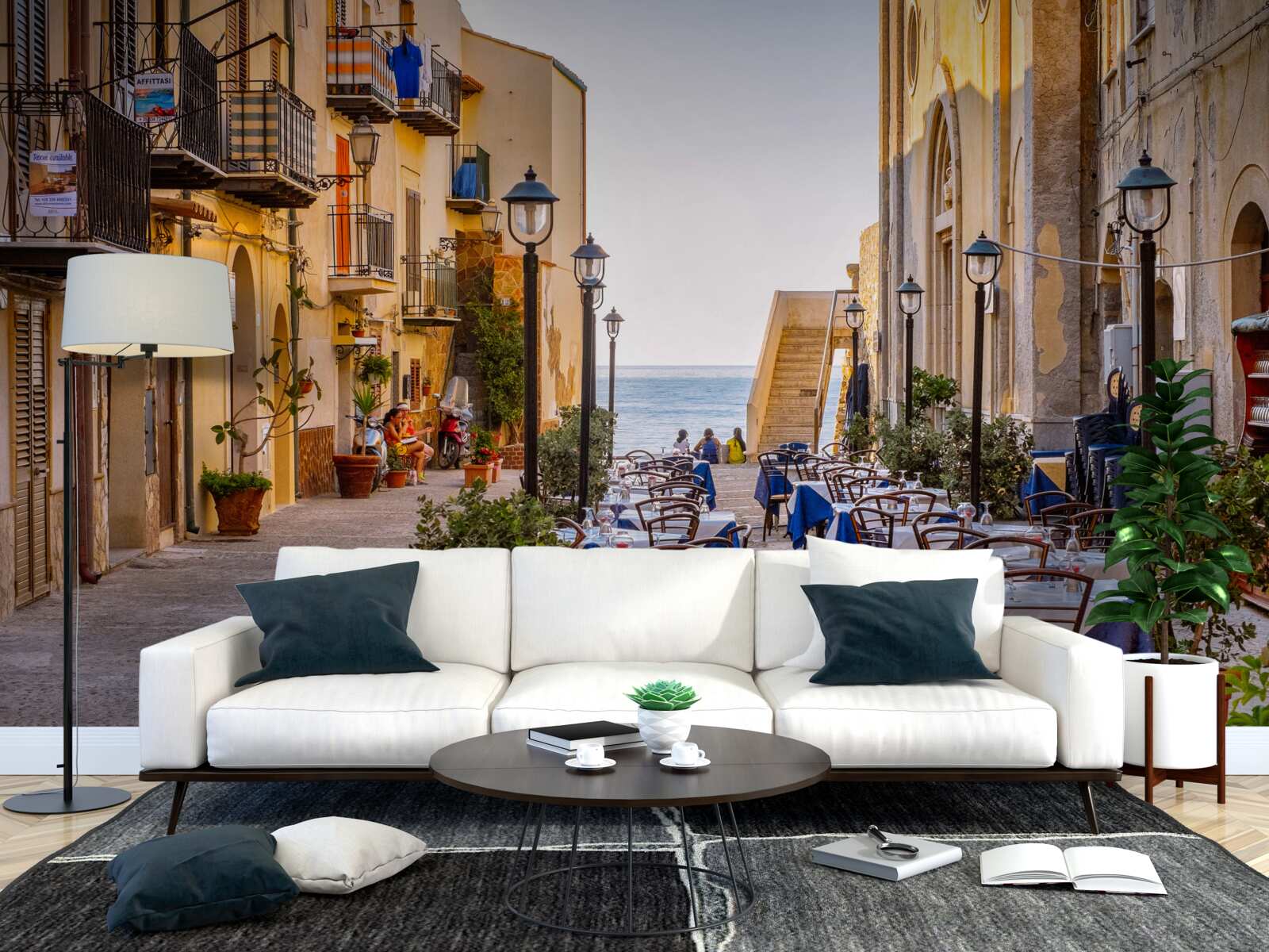 Papier peint installation sur la rive dans la partie historique de la ville