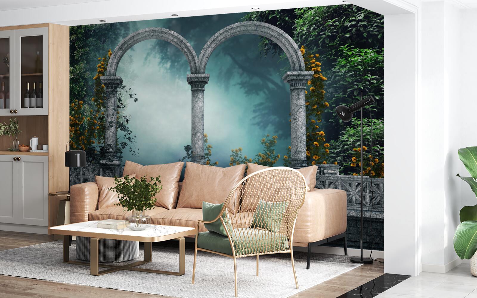 Papier peint ancienne arche arrondie dans une forêt brumeuse