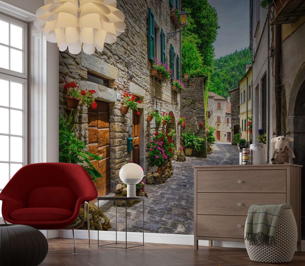 Papier peint vieille rue en pierre de la ville, entourée de verdure