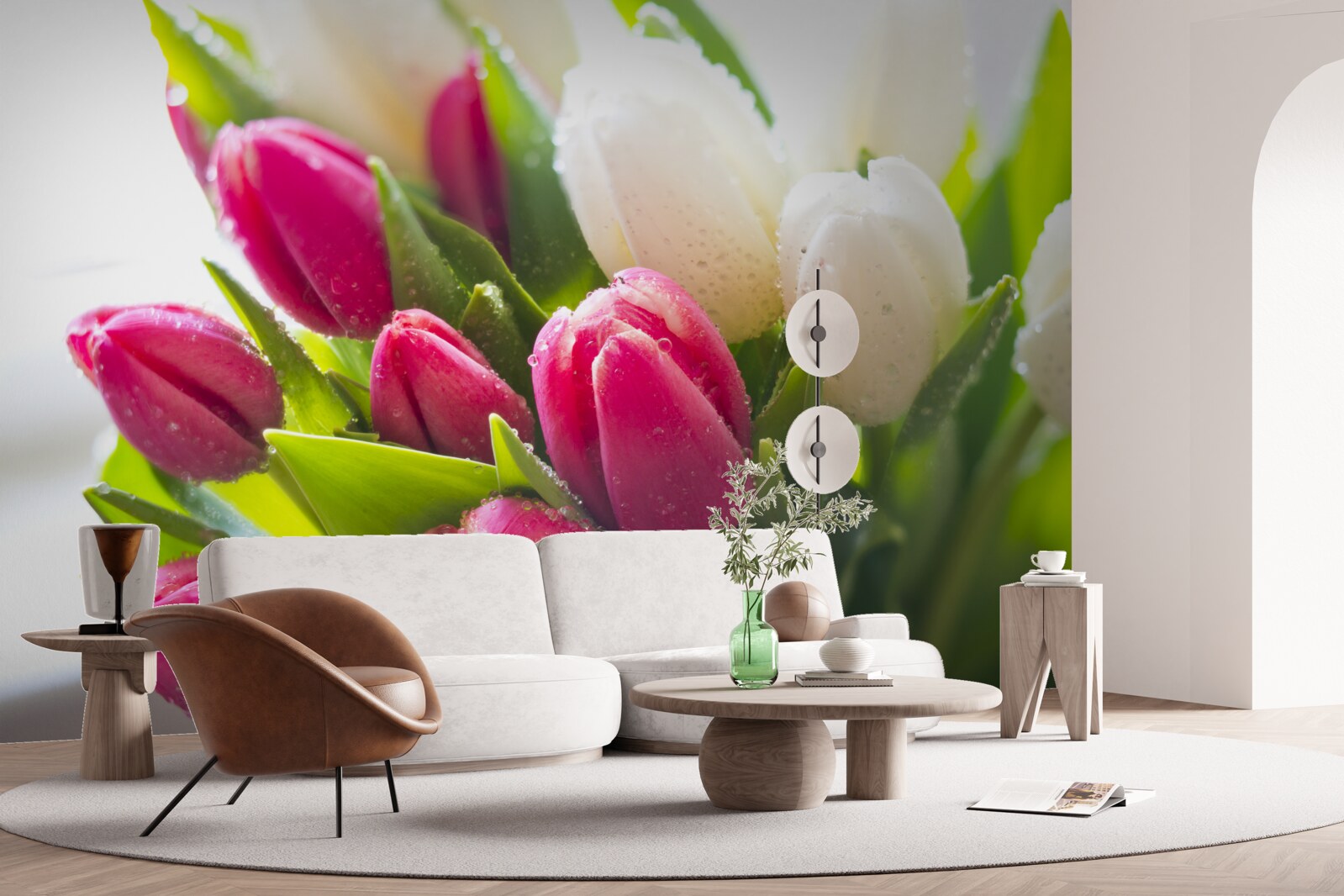 Papier peint composition de tulipes blanches et lavande couvertes de rosée