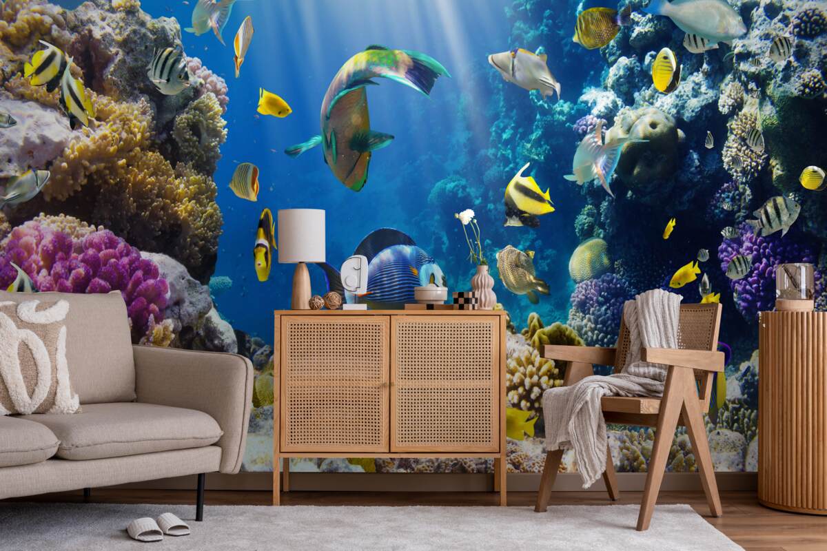 Papier peint des poissons brillants et des plantes sous-marines