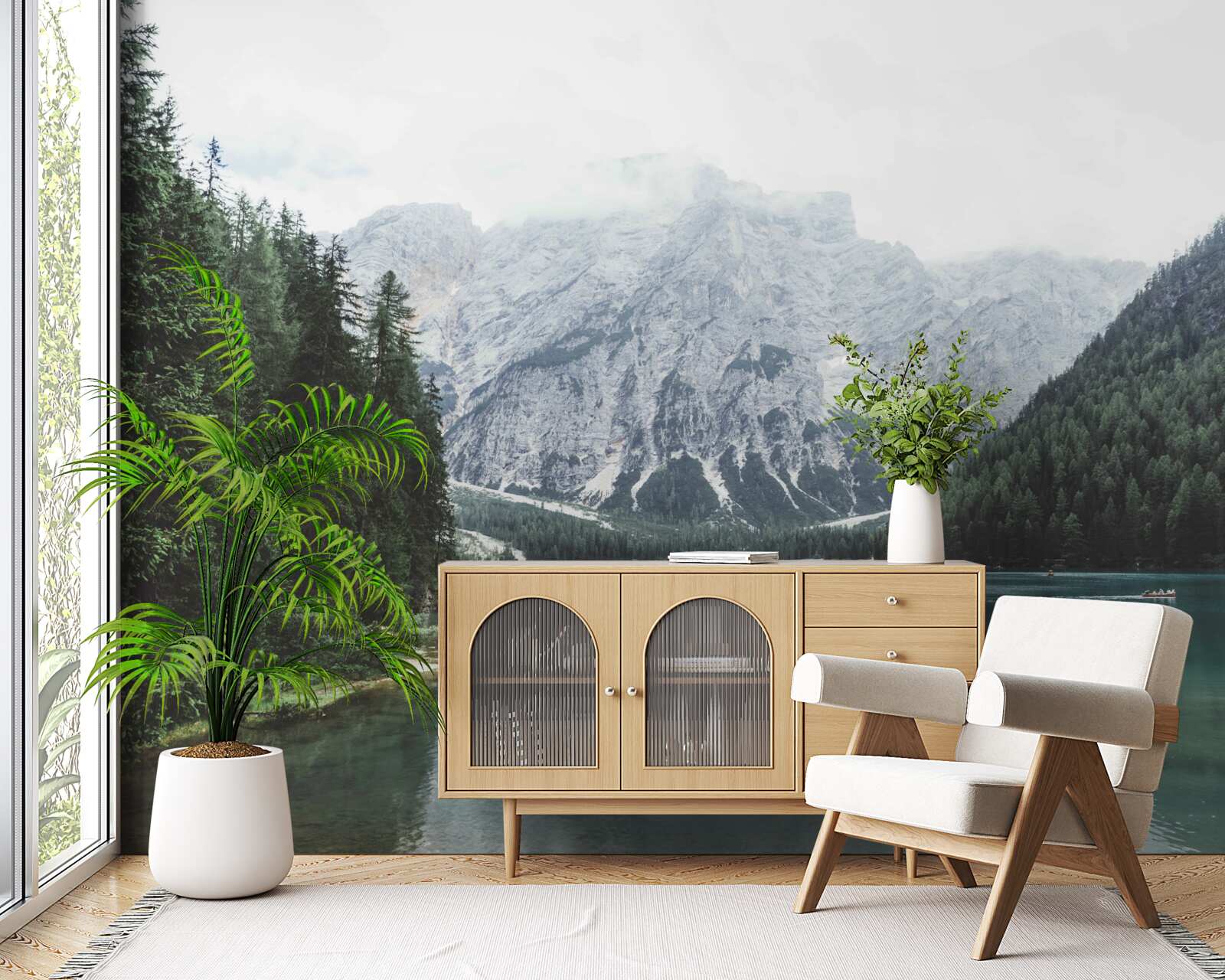 Papier peint rivière calme dans les montagnes parmi les conifères