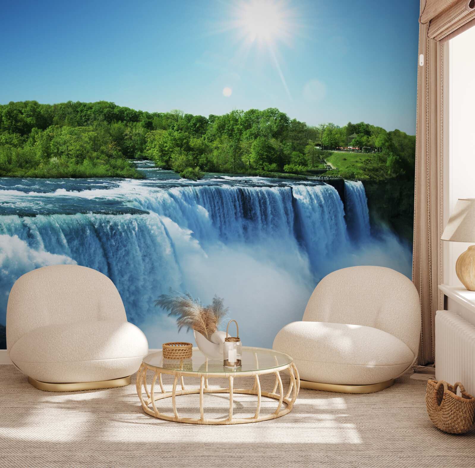 Papier peint la puissance d'une grande chute d'eau qui tombe rapidement