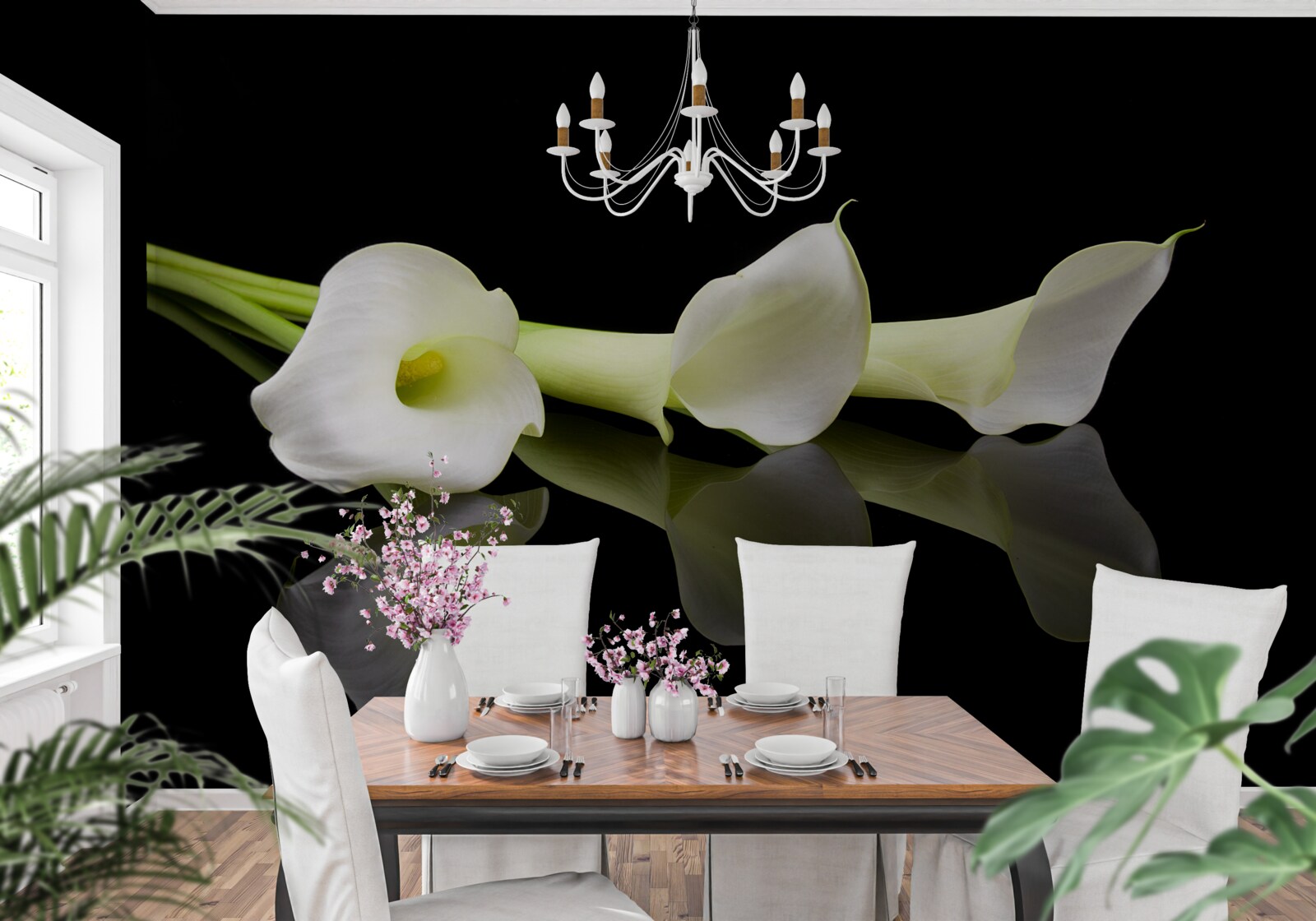 Papier peint lis calla se reflétant dans l'eau