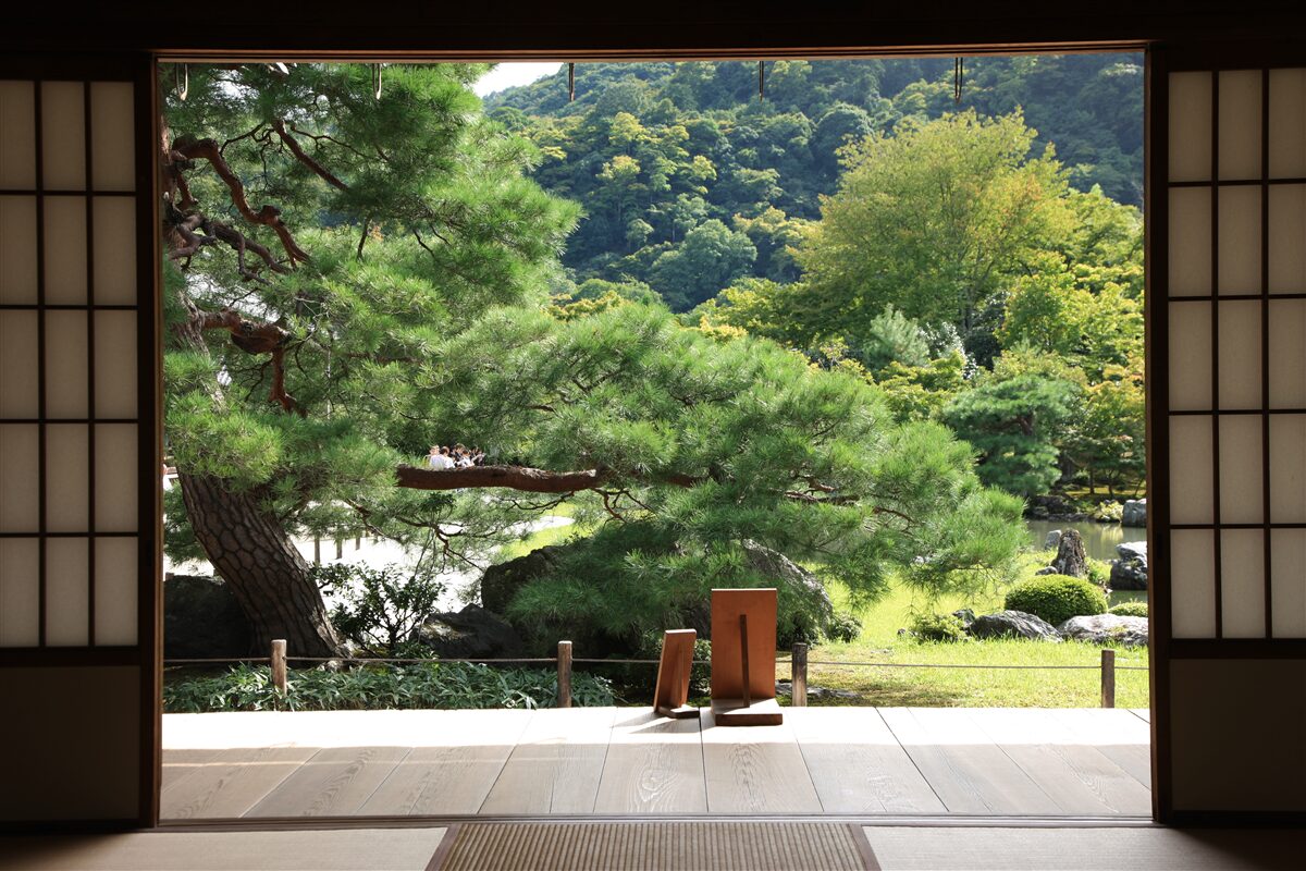Papier peint Jardin de style japonais avec terrasse privée