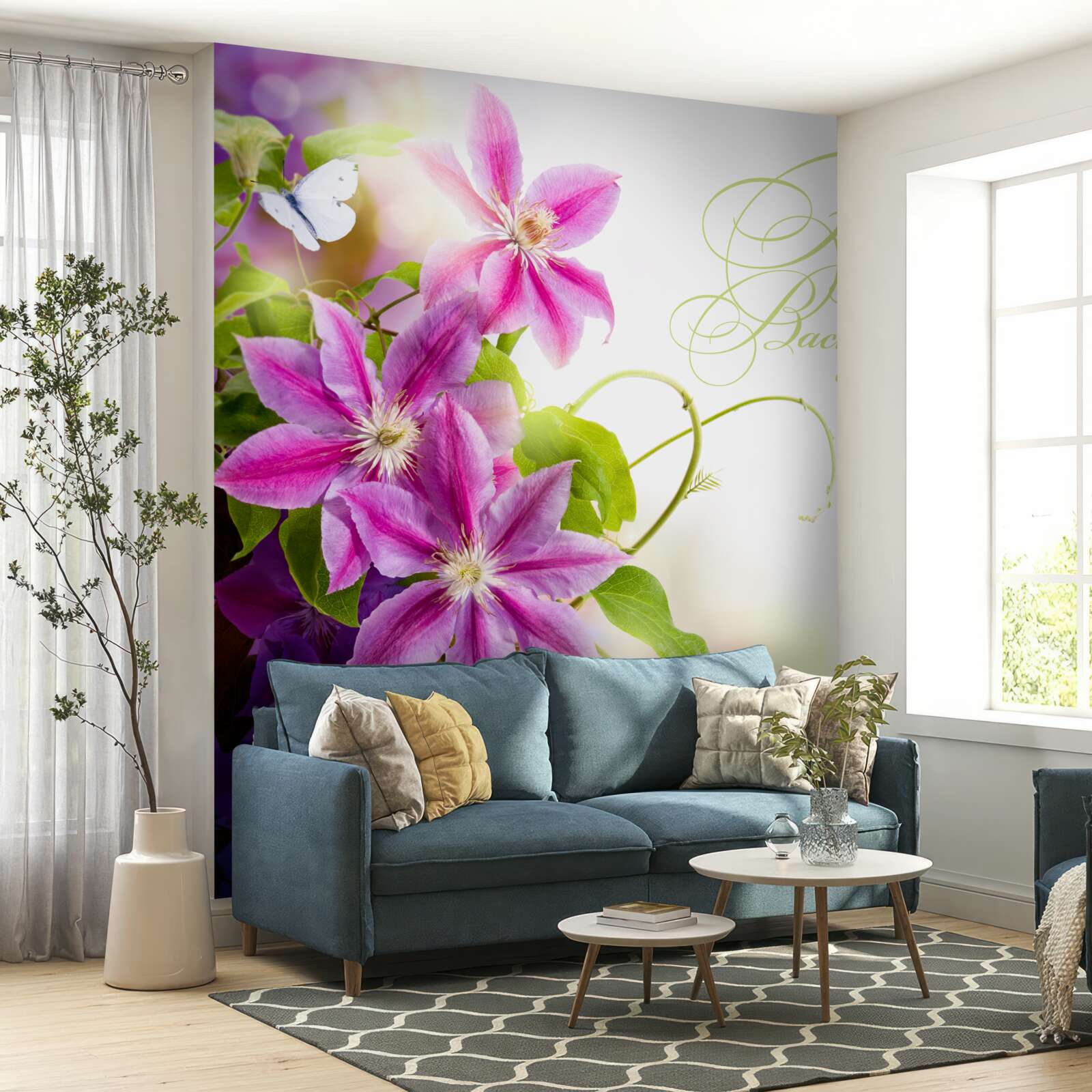 Papier peint de belles fleurs de lavande et des papillons légers