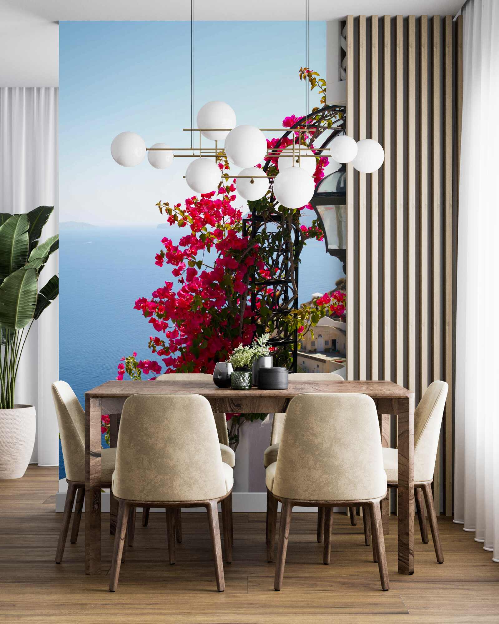 Papier peint Une arche près de l'étang, parsemée de fleurs rouges épanouies