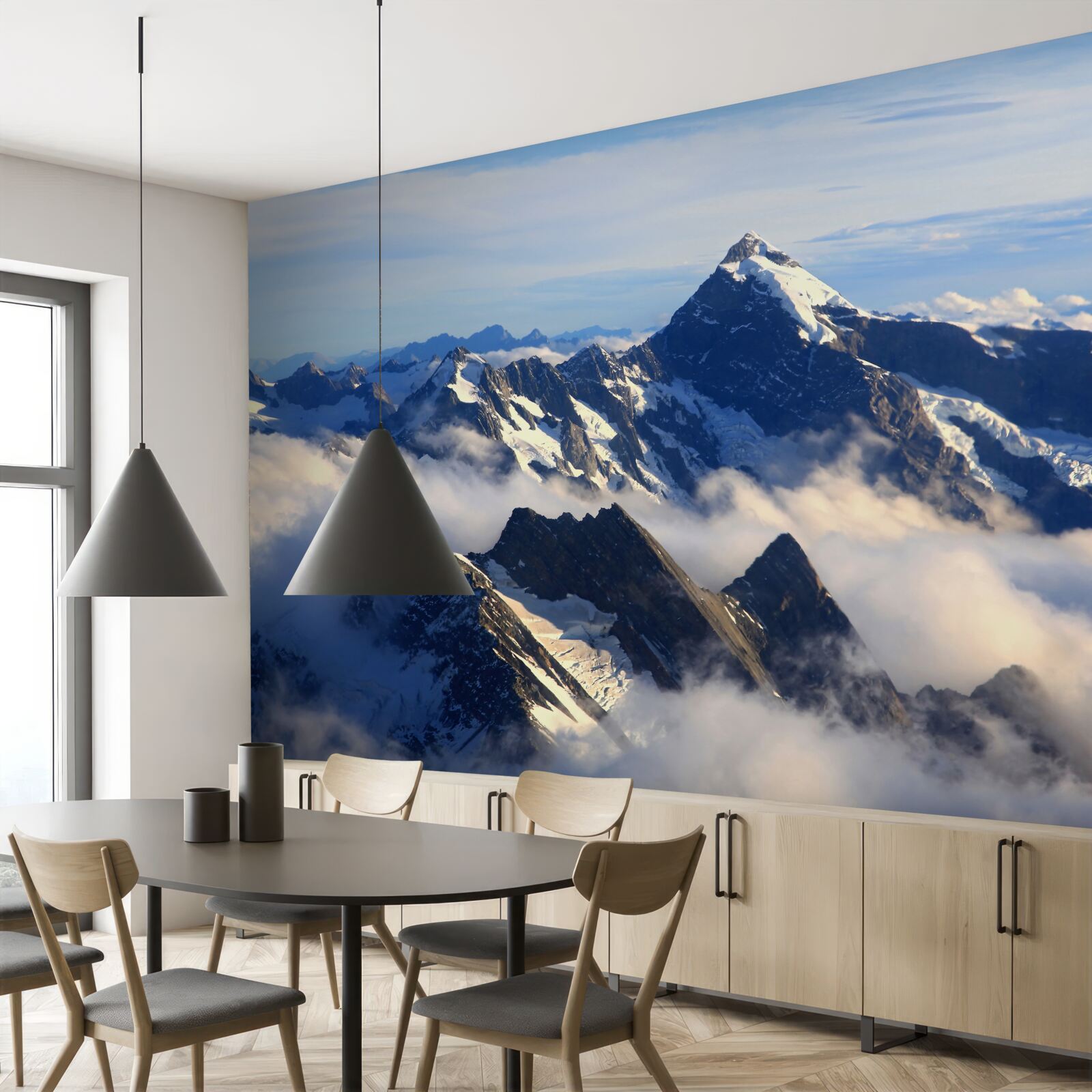 Papier peint la brume fraîche s'étend haut dans les montagnes