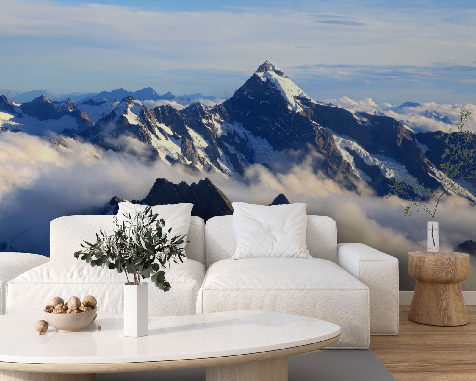 Papier peint la brume fraîche s'étend haut dans les montagnes