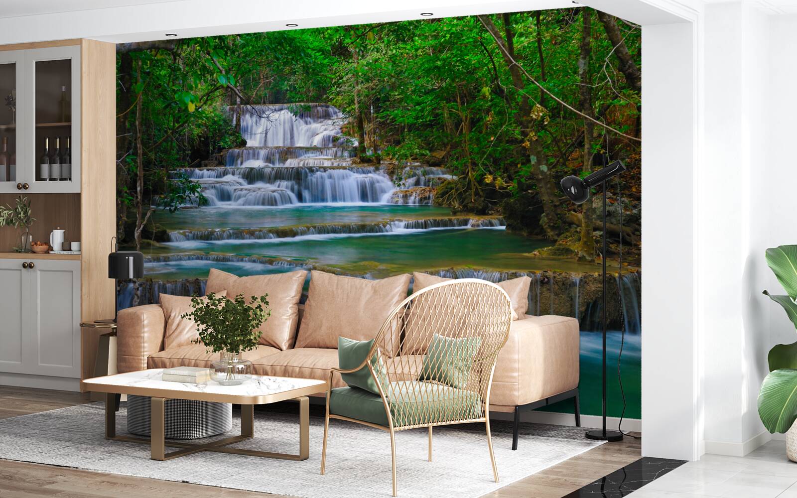 Papier peint grande cascade avec de l'eau turquoise qui tombe en cascade