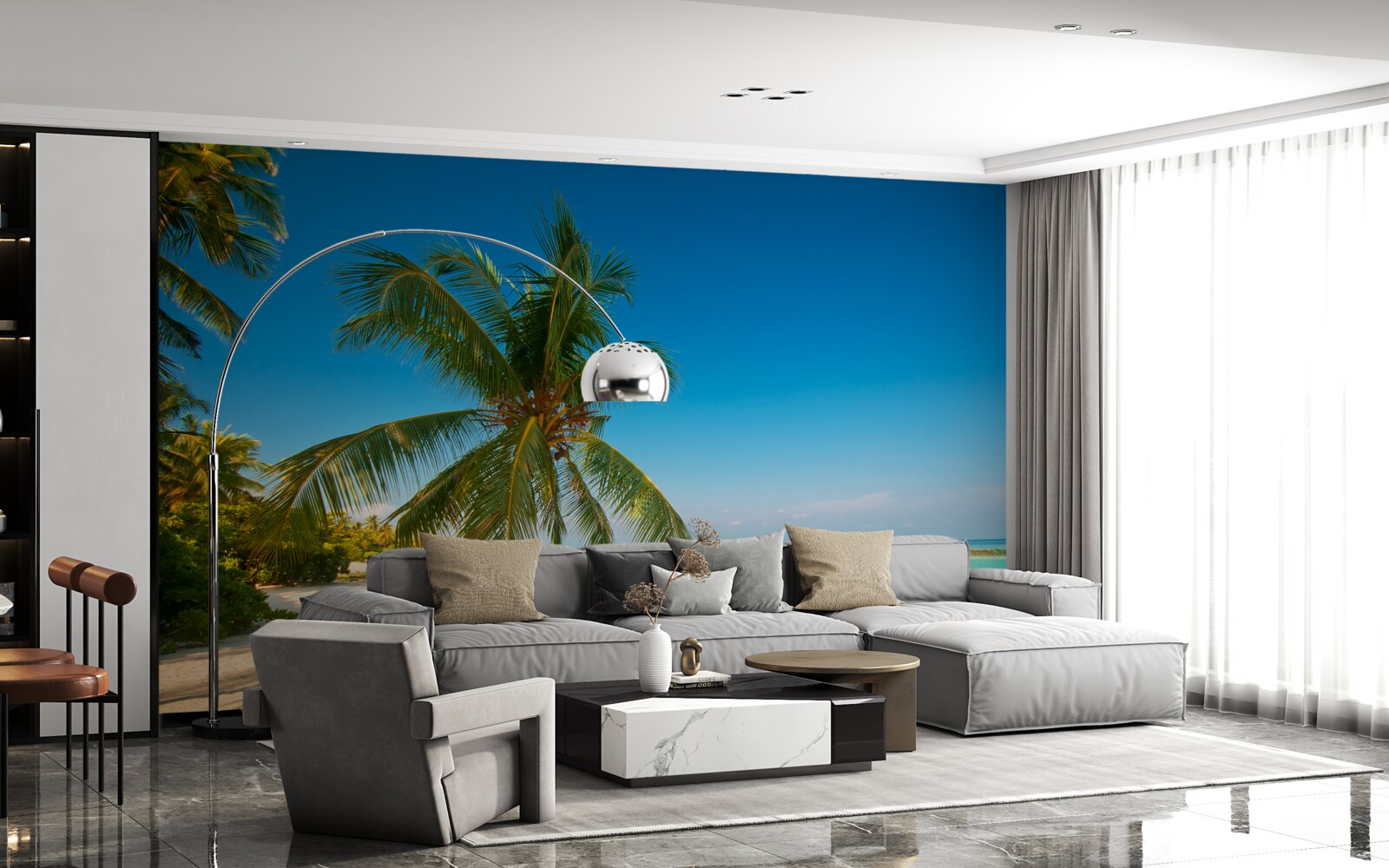 Papier peint hamac tendu sous un palmier sur une côte tropicale