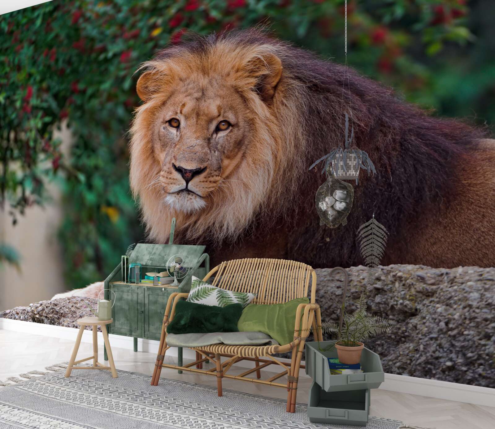 Papier peint un lion adulte s'assoit sur un rocher et attend une lionne