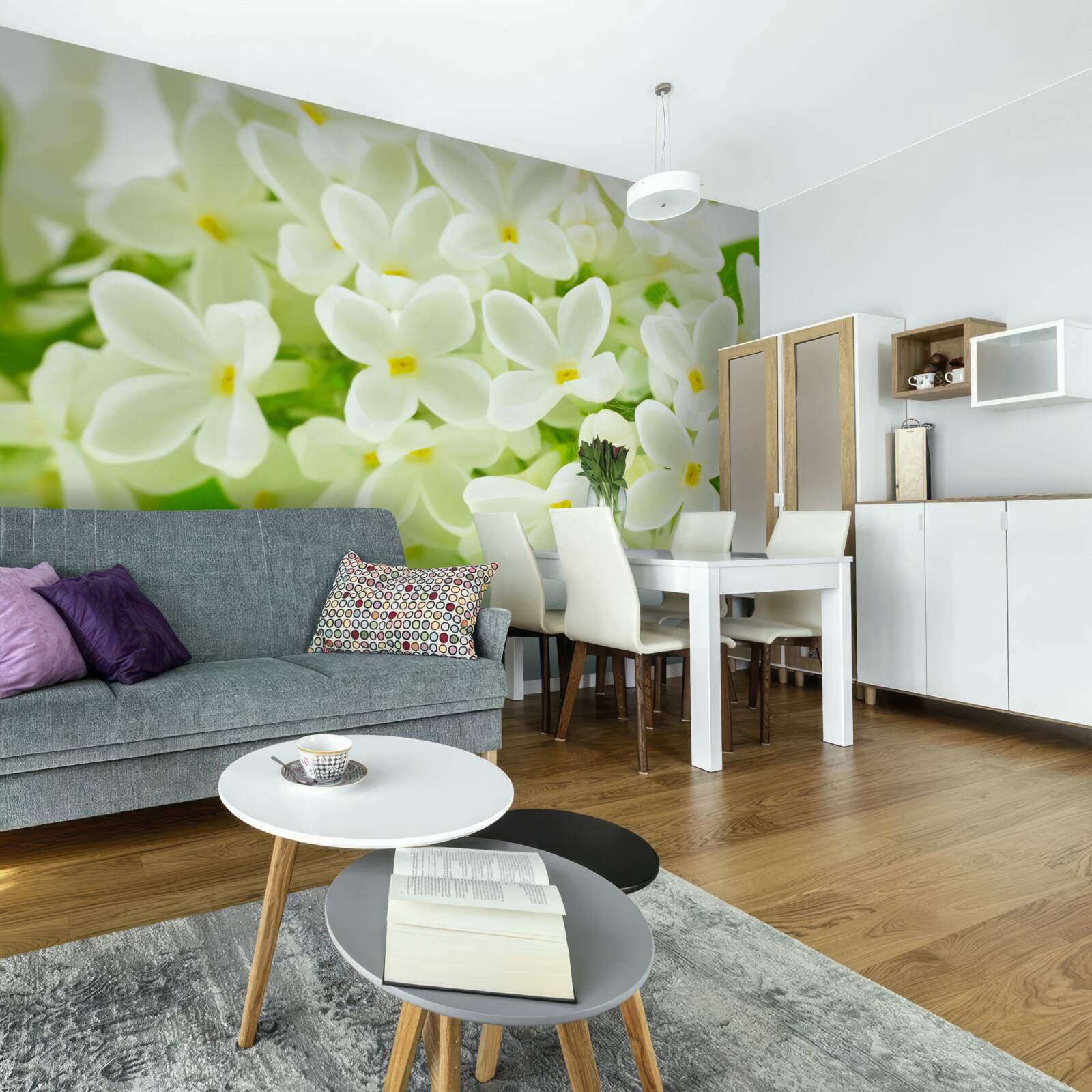 Papier peint des fleurs blanches comme la neige recouvrent abondamment l'arbre