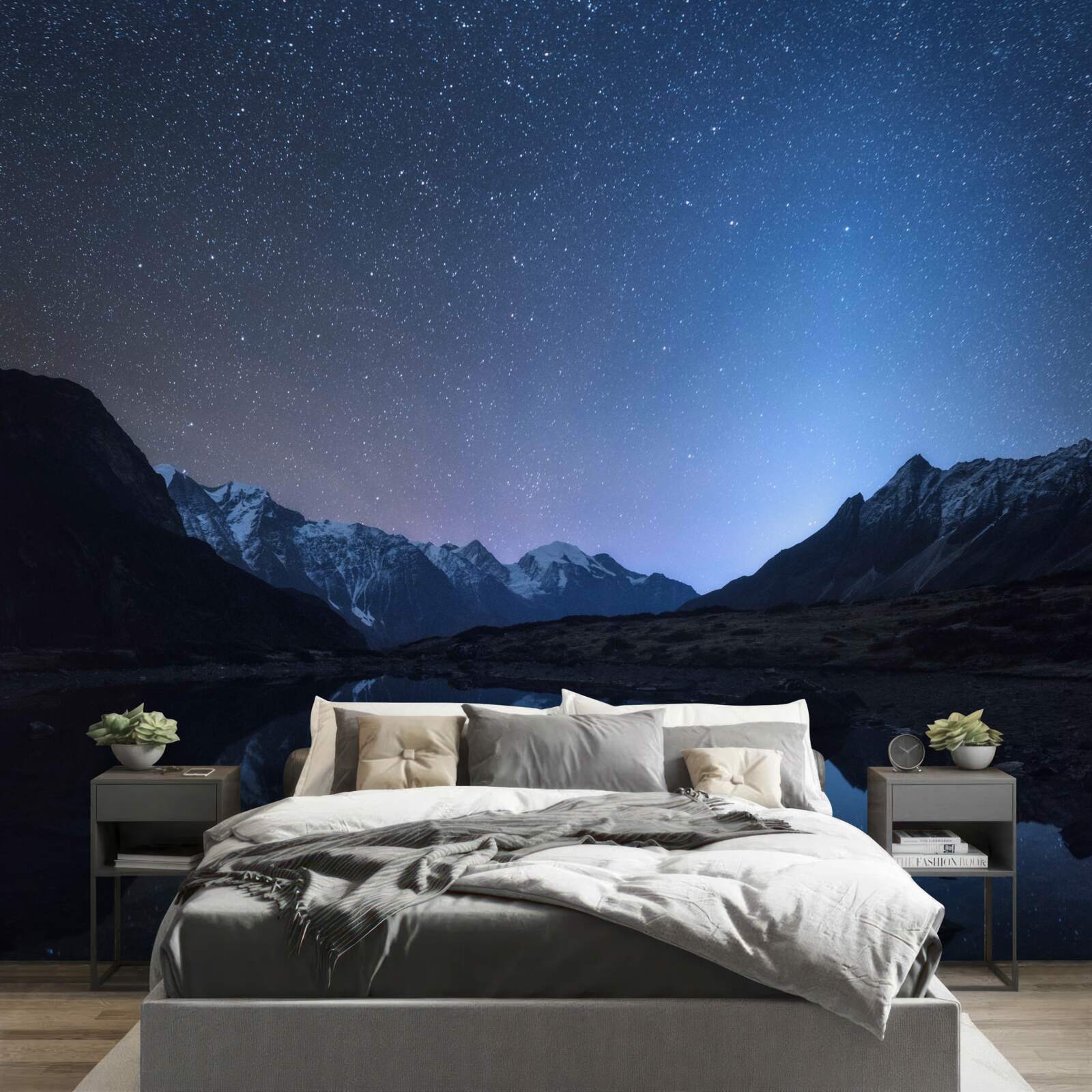 Papier peint ciel nocturne brillant plein d'étoiles dans les montagnes près de l'étang