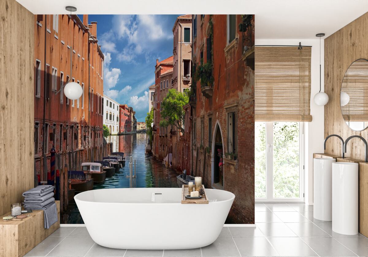 Papier peint passage étroit entre les bâtiments à venise