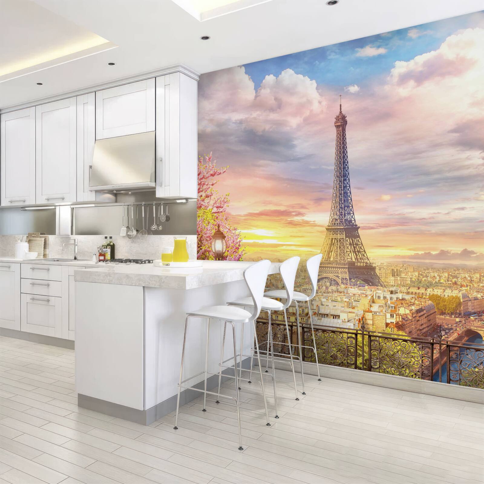 Papier peint panorama nuageux de la tour eiffel