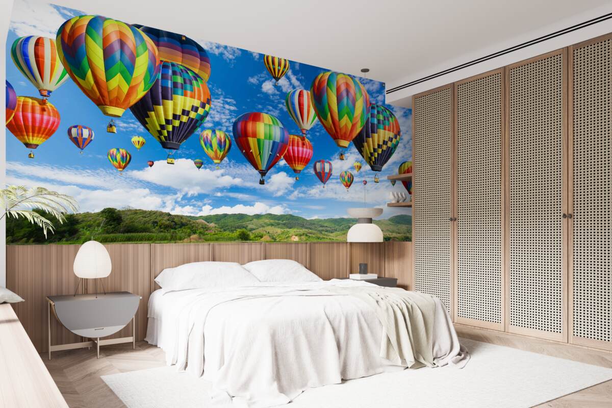 Papier peint procession de ballons de toutes les couleurs