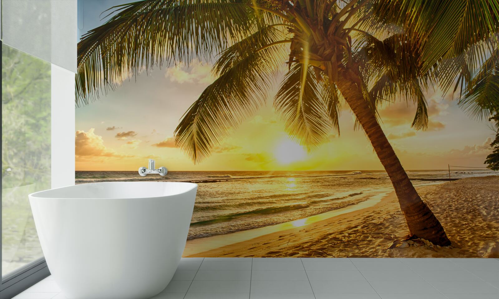 Papier peint le soleil se couche sous l'horizon de l'océan, illuminant les palmiers