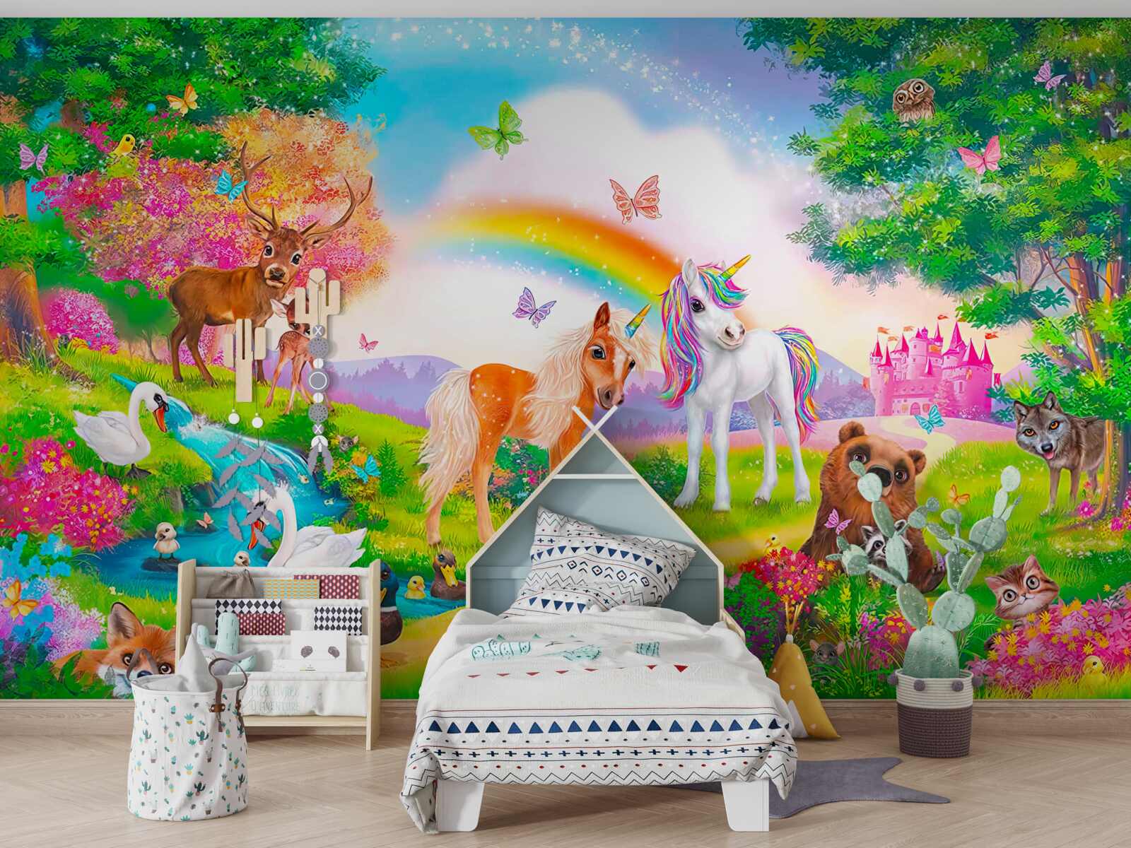 Papier peint la clairière forestière est habitée par des licornes, des animaux, des oiseaux et des papillons