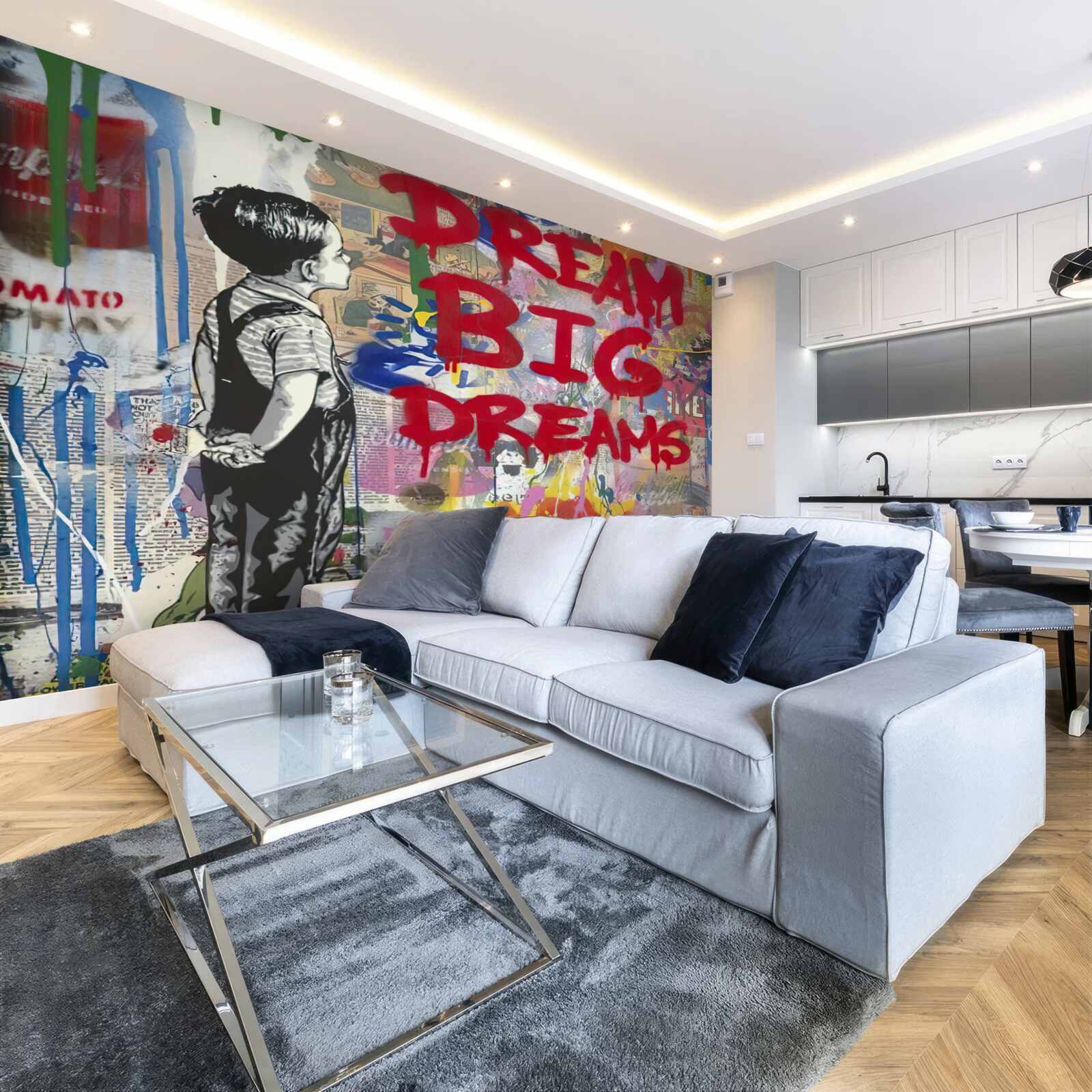 Papier peint un garçon observe un mur couvert de dessins