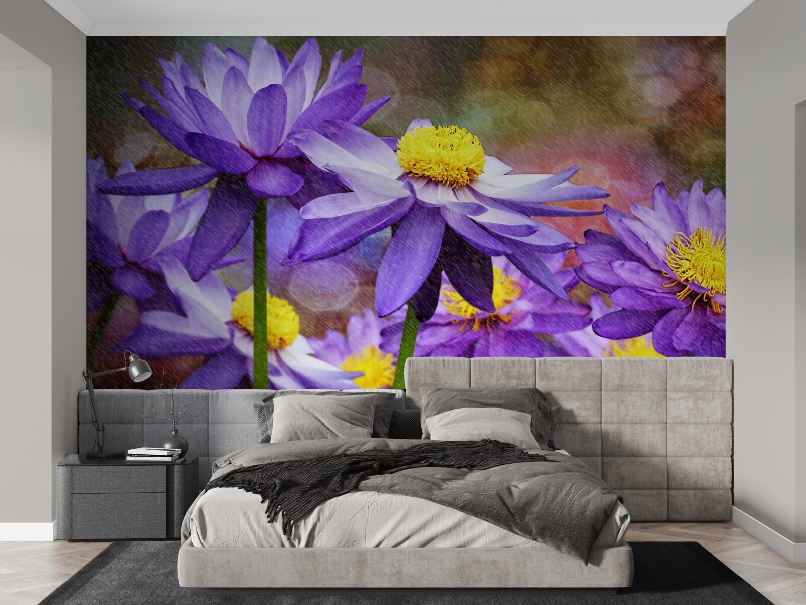 Papier peint fleurs violettes avec un centre jaune