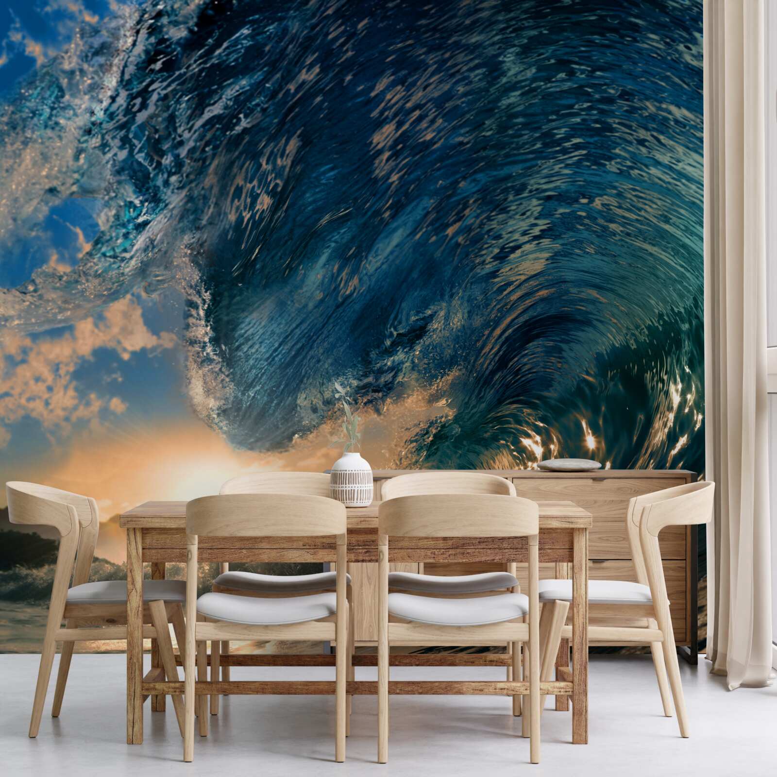 Papier peint vague géante sur fond de soleil couchant