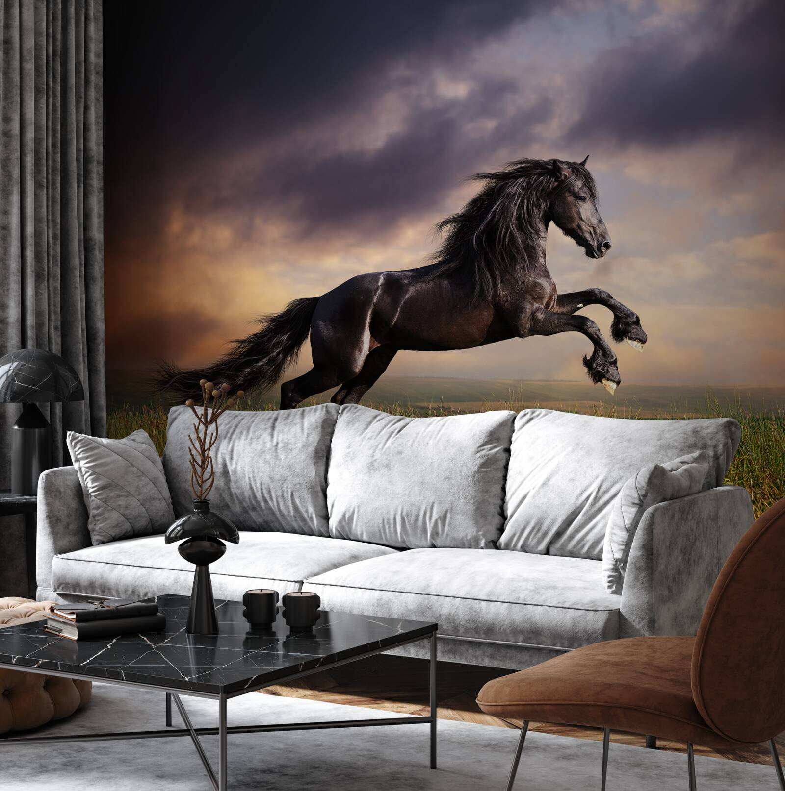 Papier peint un cheval galope dans un ciel sombre