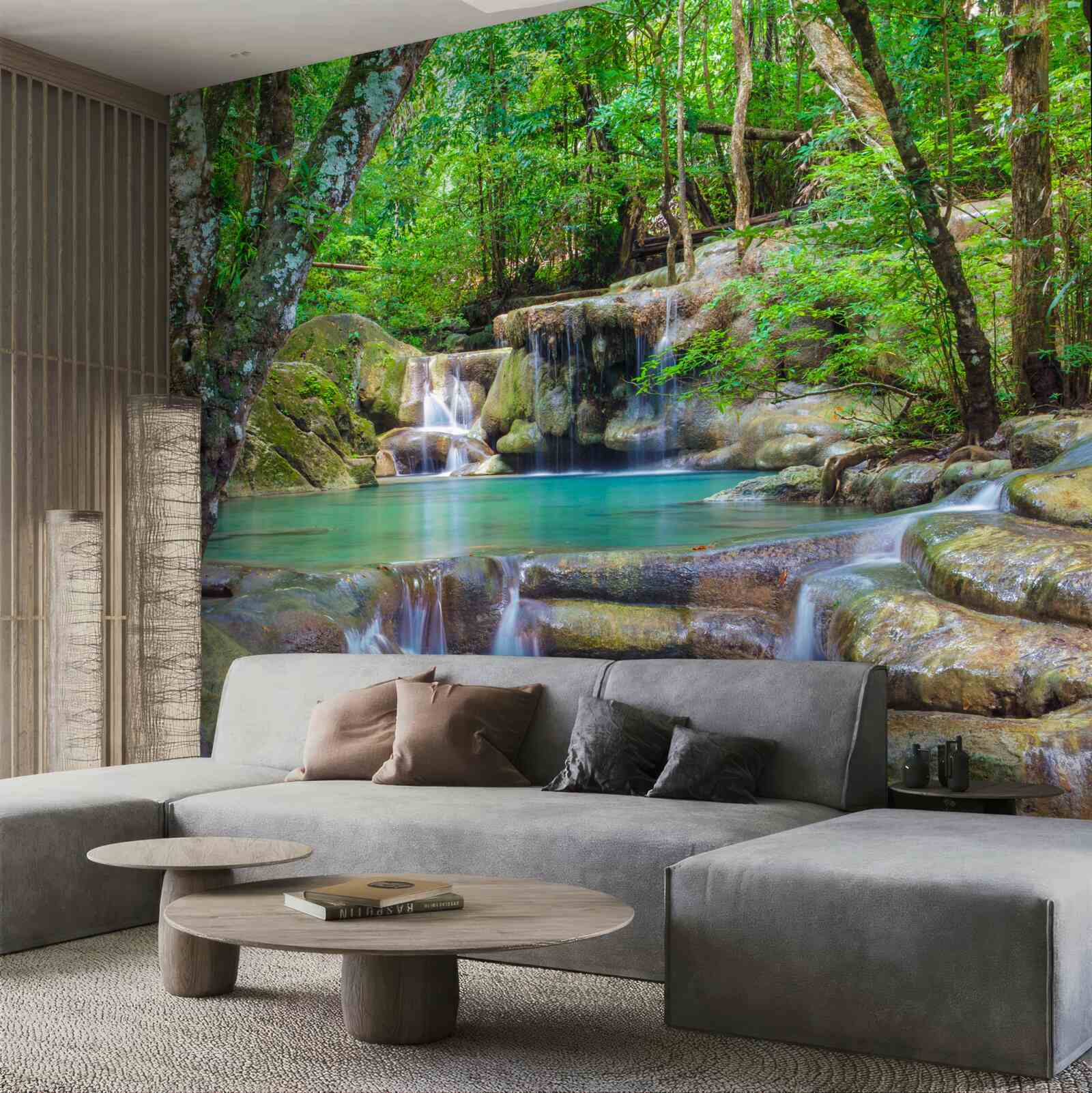 Papier peint petite cascade forestière