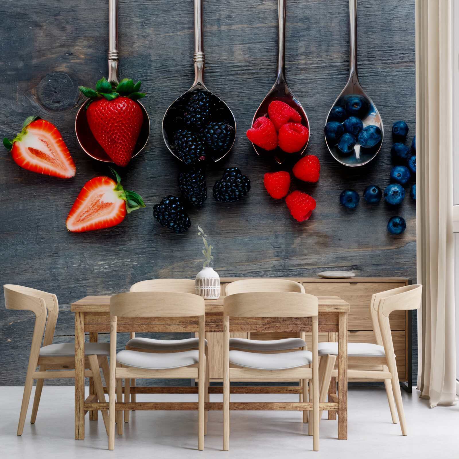 Papier peint Cuillères remplies de baies