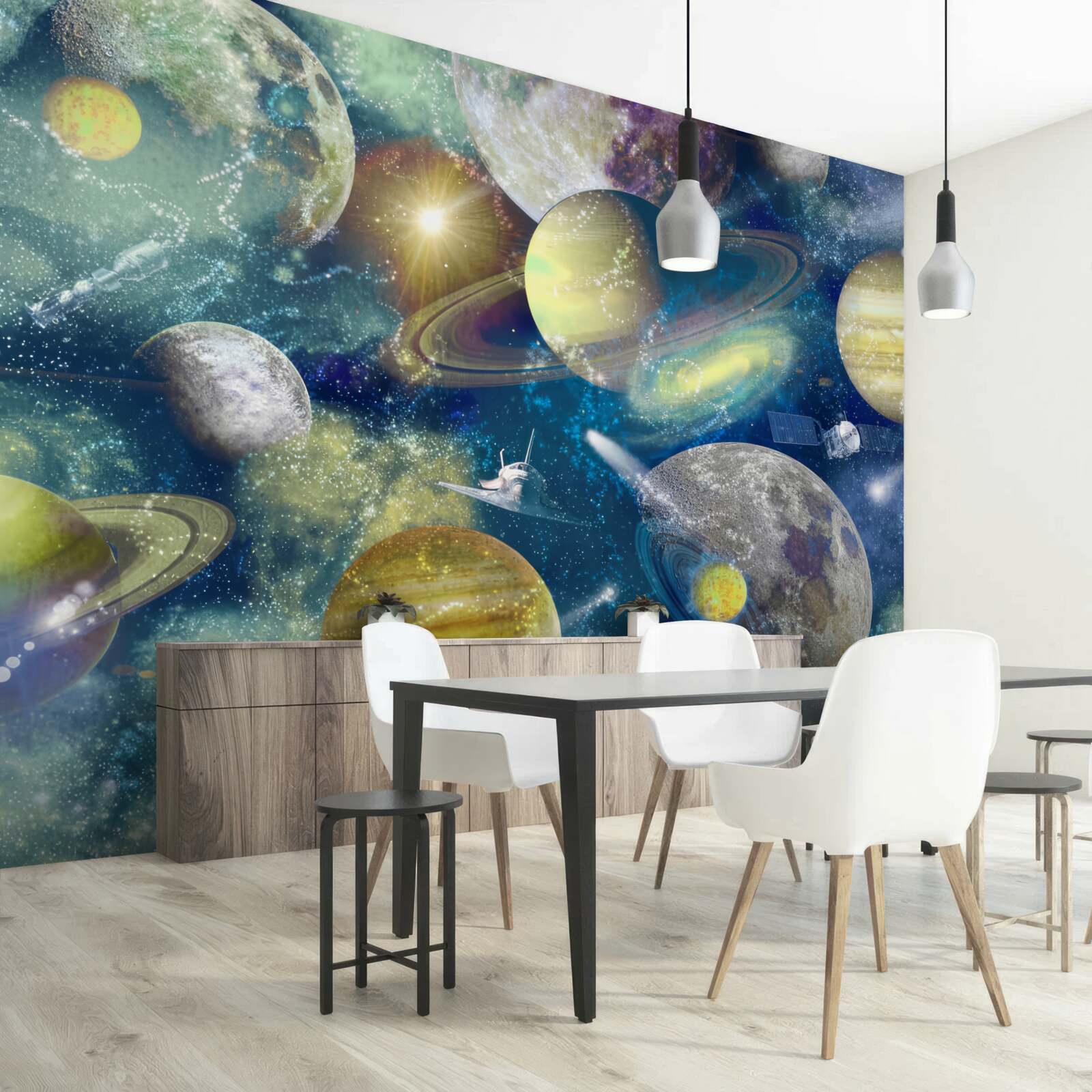 Papier peint astronaute sur fond de différentes planètes dans l'espace