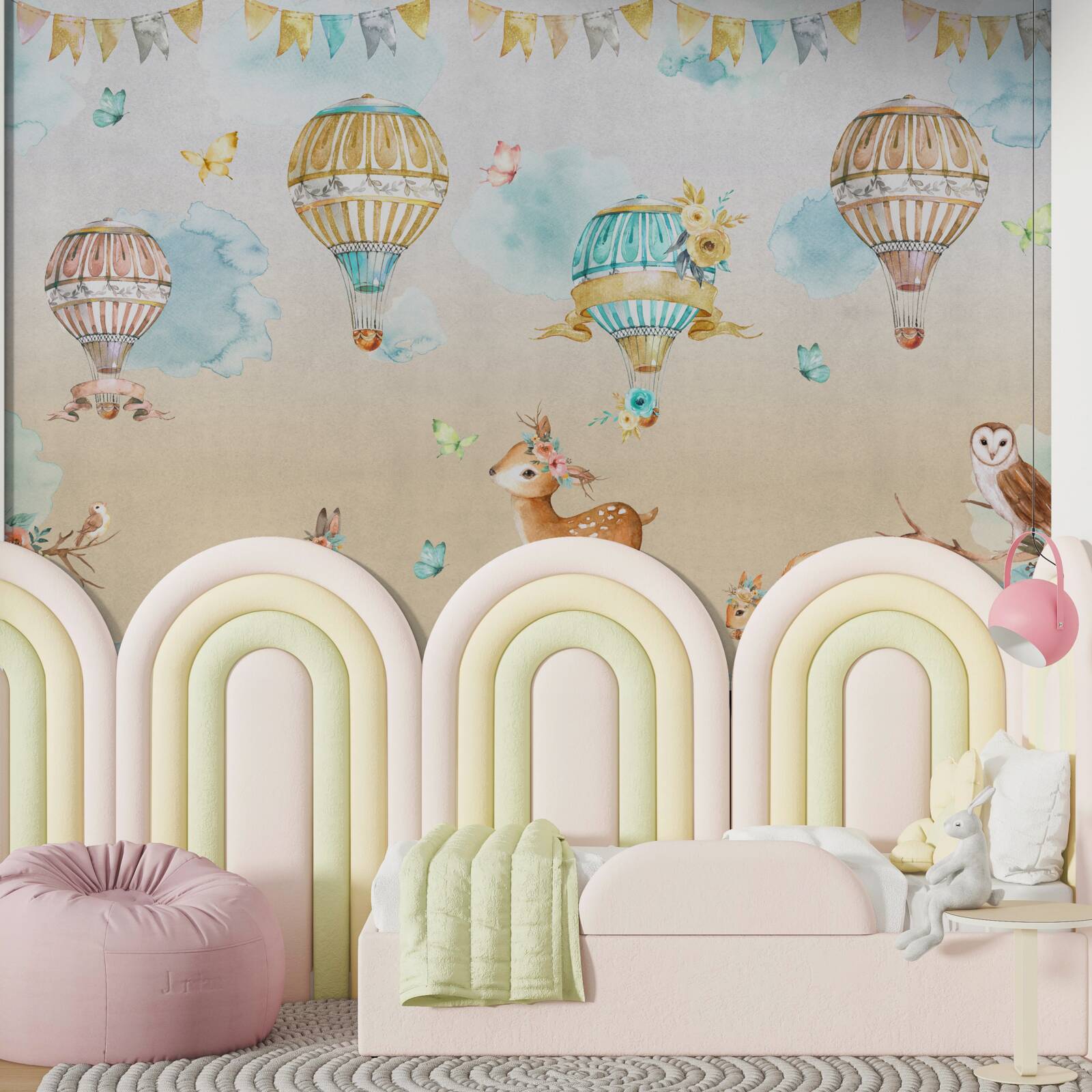 Papier peint les animaux triomphent et les ballons flottent dans l'air