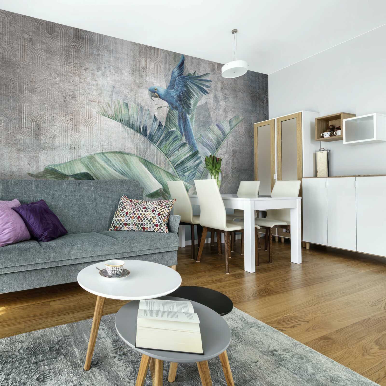 Papier peint perroquet atterrit sur un palmier