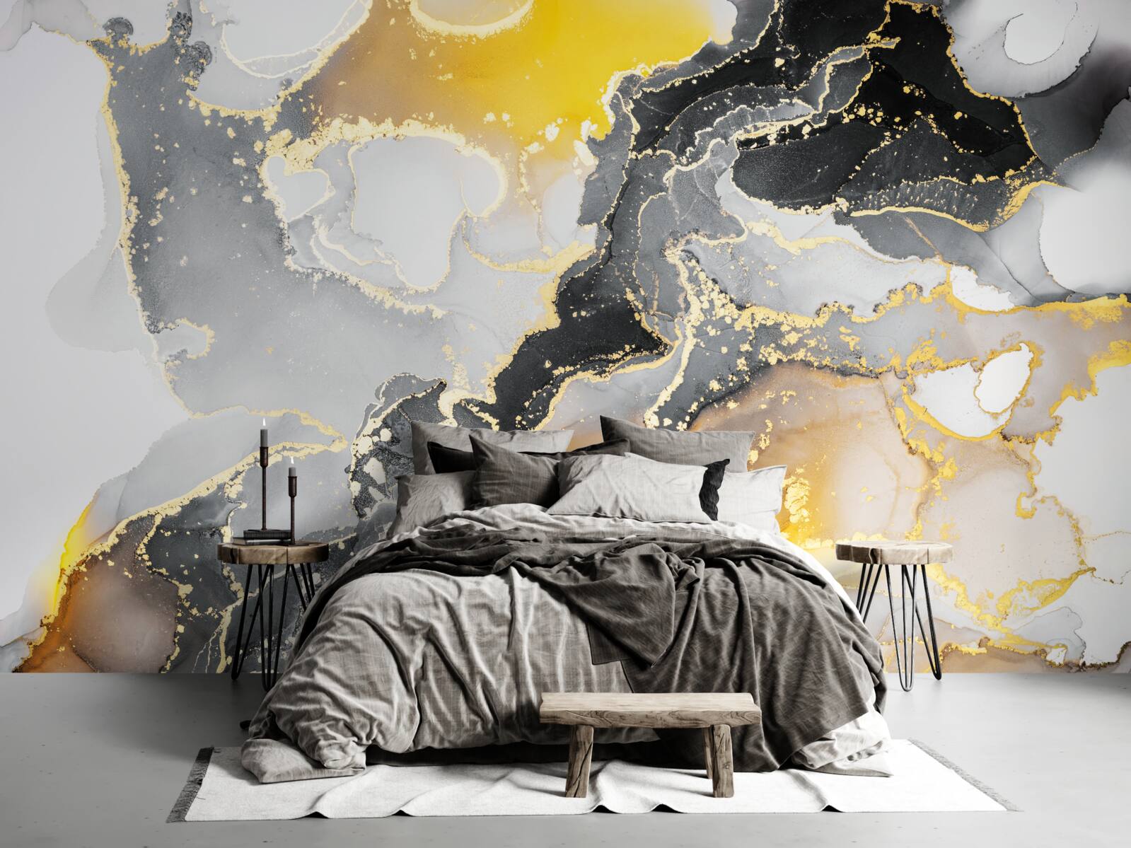 Papier peint motif foncé et doré sur marbre gris