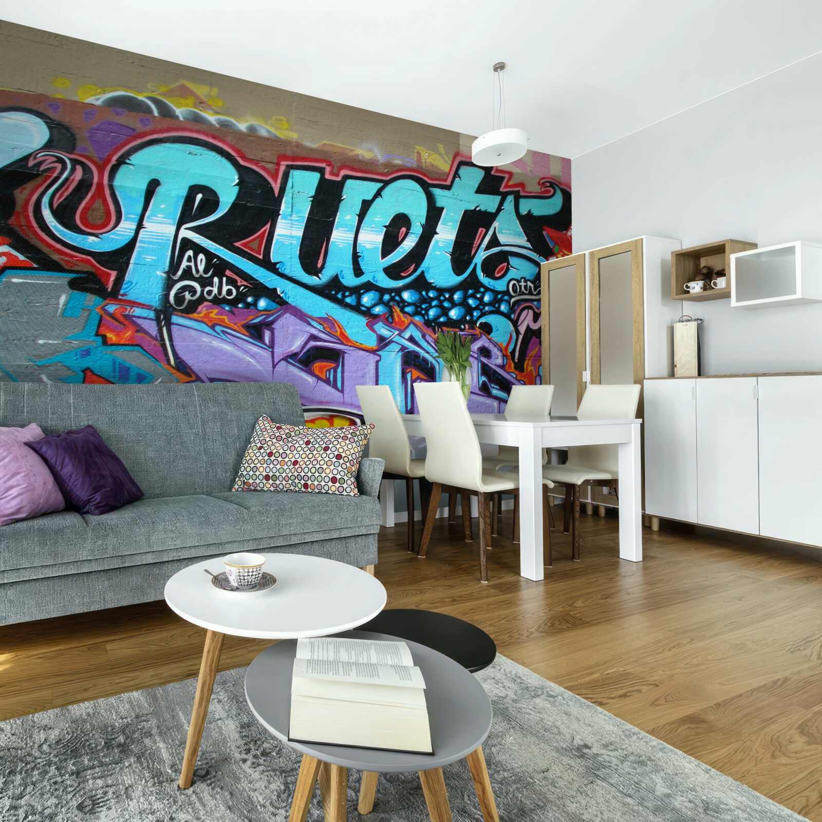 Papier peint Mur décoré de graffitis lumineux