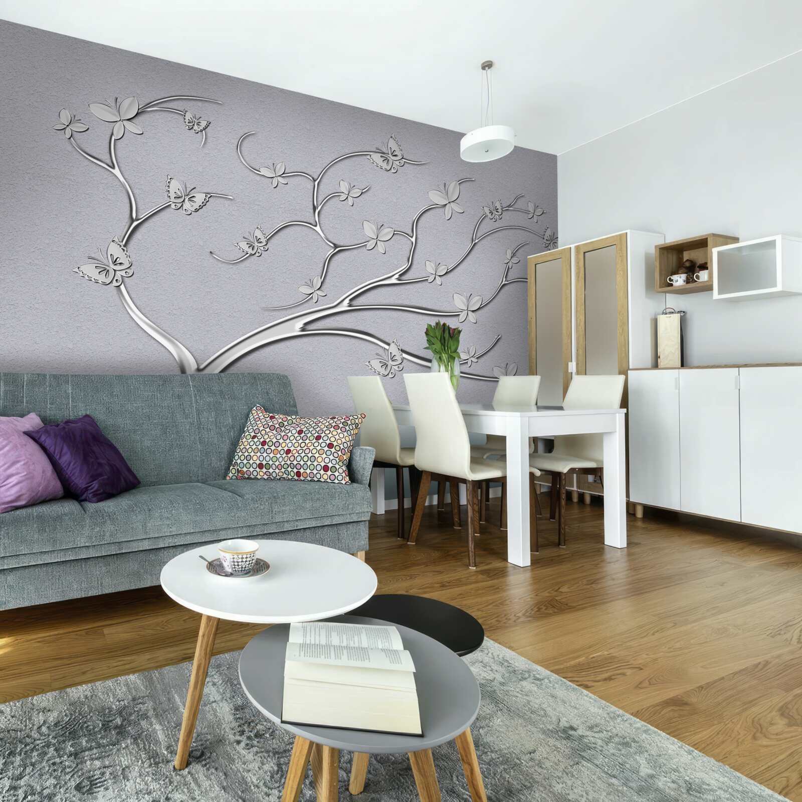 Papier peint arbre fin avec des fleurs métalliques