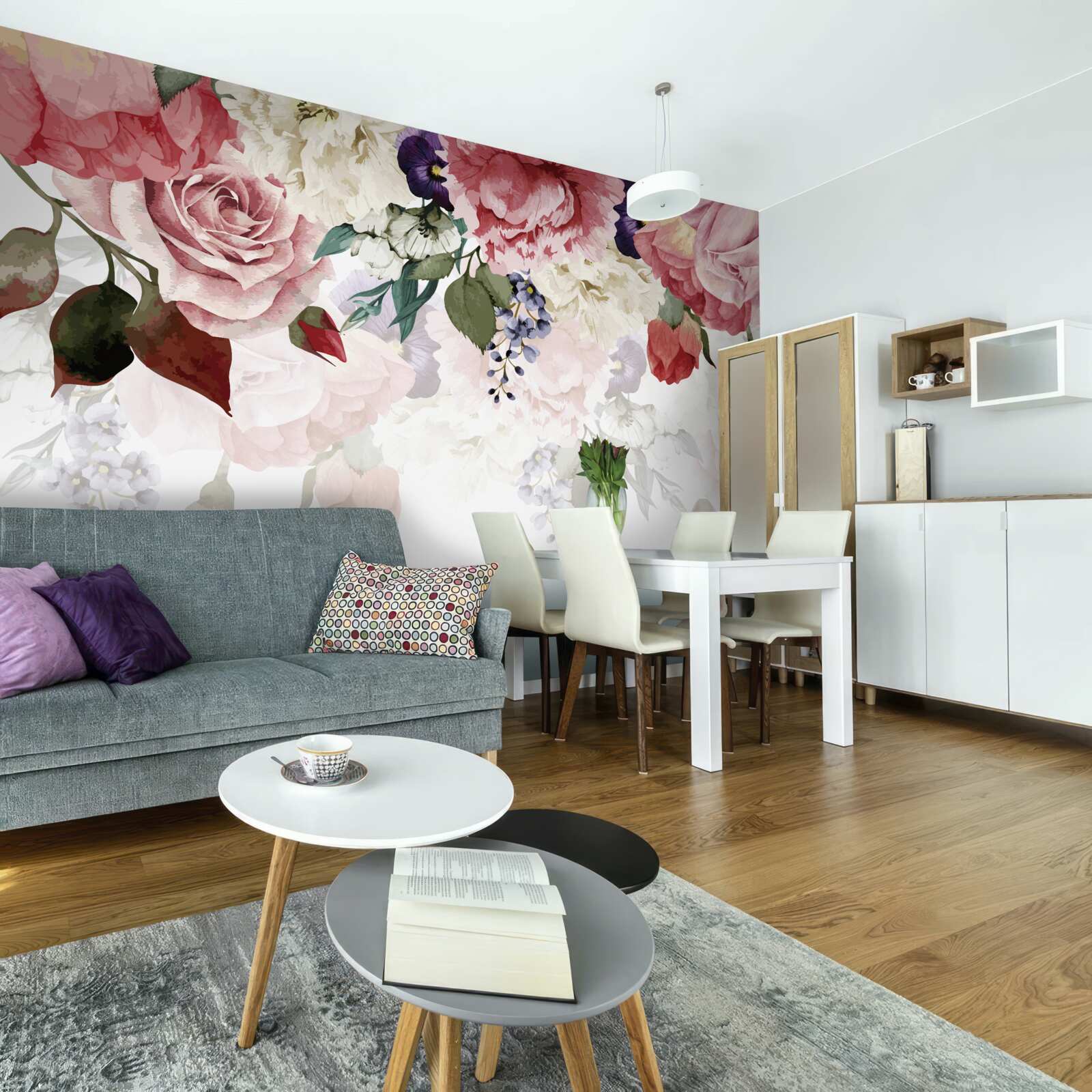 Papier peint composition de fleurs tombantes