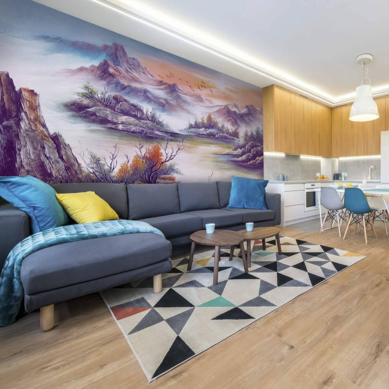 Papier peint les montagnes sont couvertes de brume